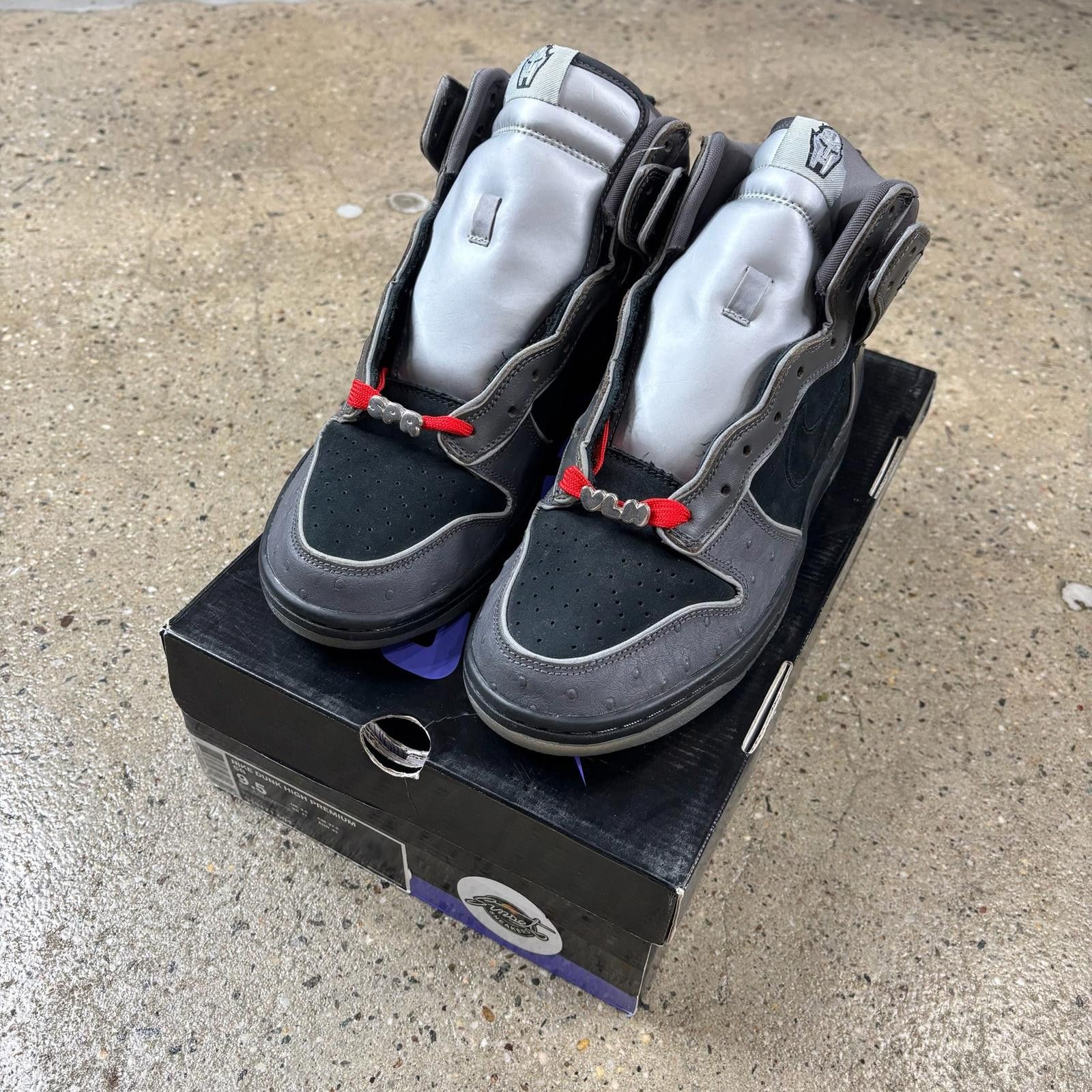 Nike Nike MF DOOM Nike SB Size US 9.5 / EU 42-43 - 1 Thumbnail