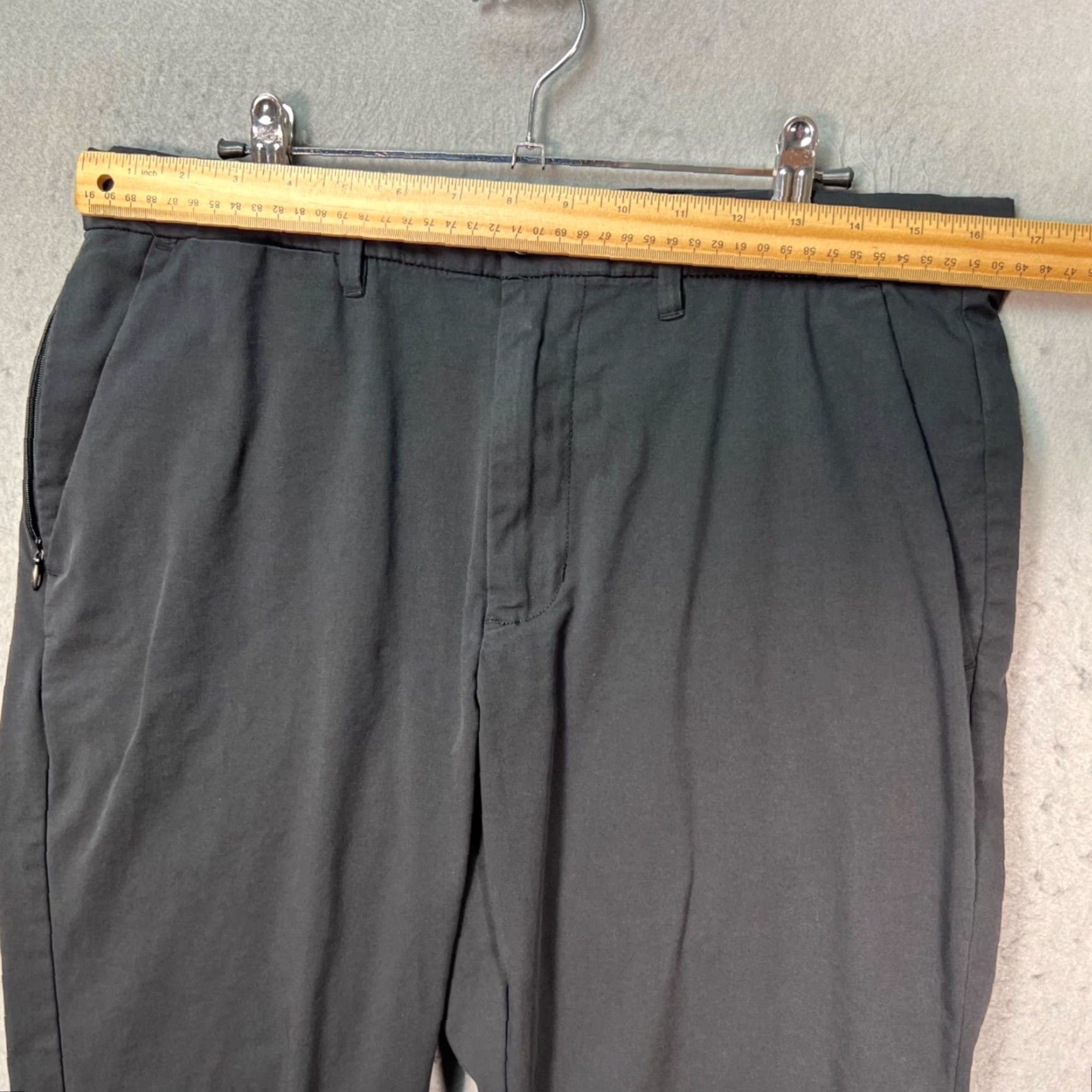 Vintage Goodfellow & Co Mens Slim Chino Pants 33x28 Black Cotton Nylon Flat Front Button Zip Straight Inseam 28 - Casual Business Shirt? Size US 33 - 6 Thumbnail