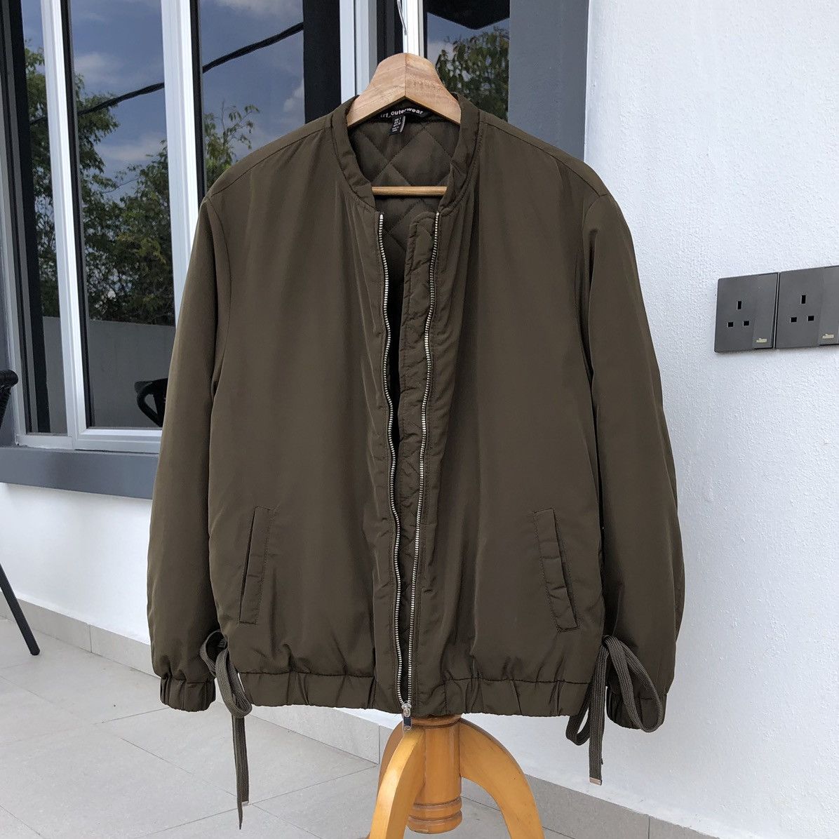 Zara Zara trf Outerwear Lined Quilted Bomber Jacket Size L / US 10 / IT 46 - 19 Thumbnail