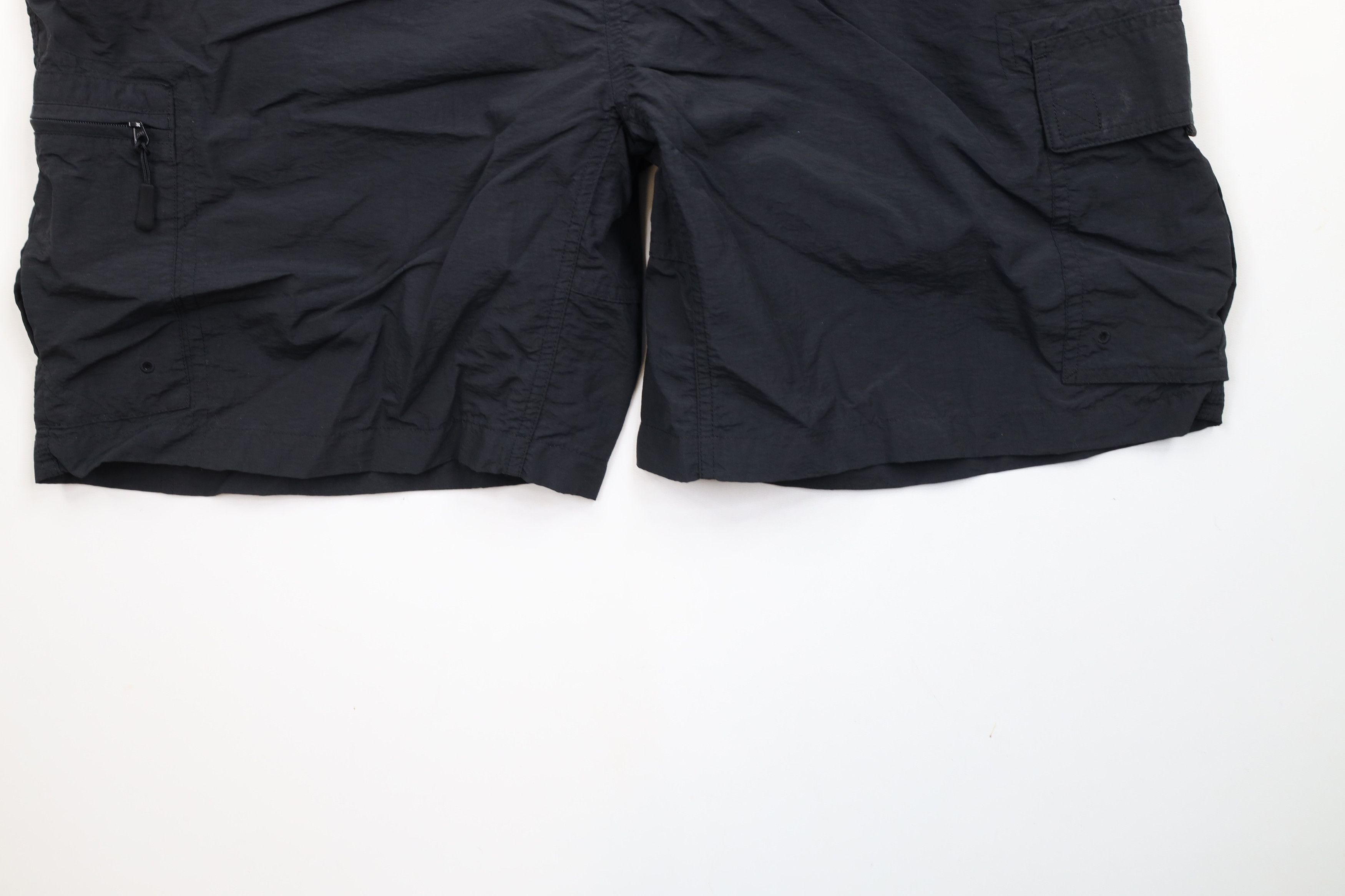 Columbia × Vintage Vintage Columbia Lined Above Knee Cargo Shorts Baggies Black Size US 36 / EU 52 - 4 Thumbnail