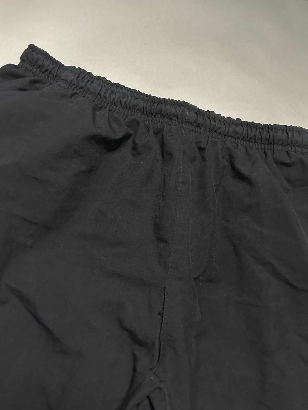 Nike × Vintage Nike vintage nylon black track pants small swoosh drill Y2K Size US 32 / EU 48 - 8 Thumbnail