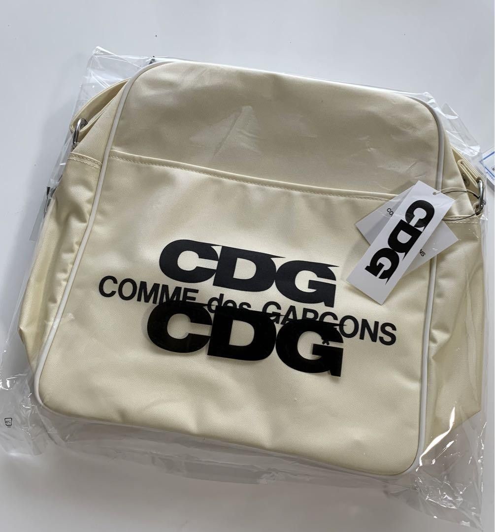 Comme des Garcons Logo Nylon Shoulder Bag Size ONE SIZE - 1 Thumbnail