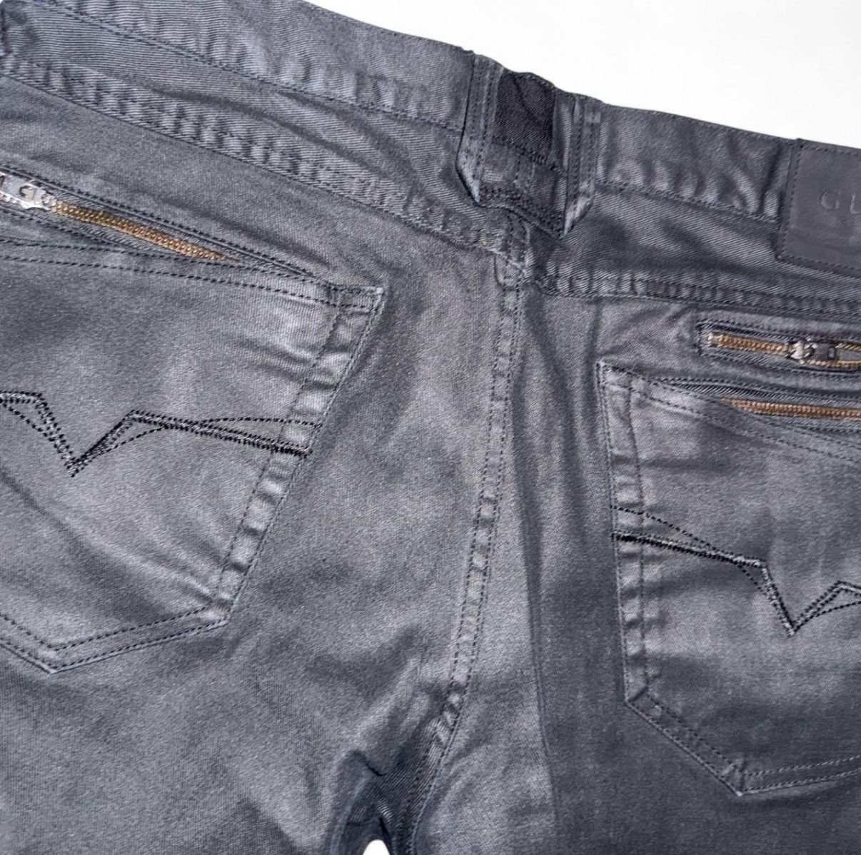 Guess Black waxed denim Size US 32 / EU 48 - 3 Thumbnail