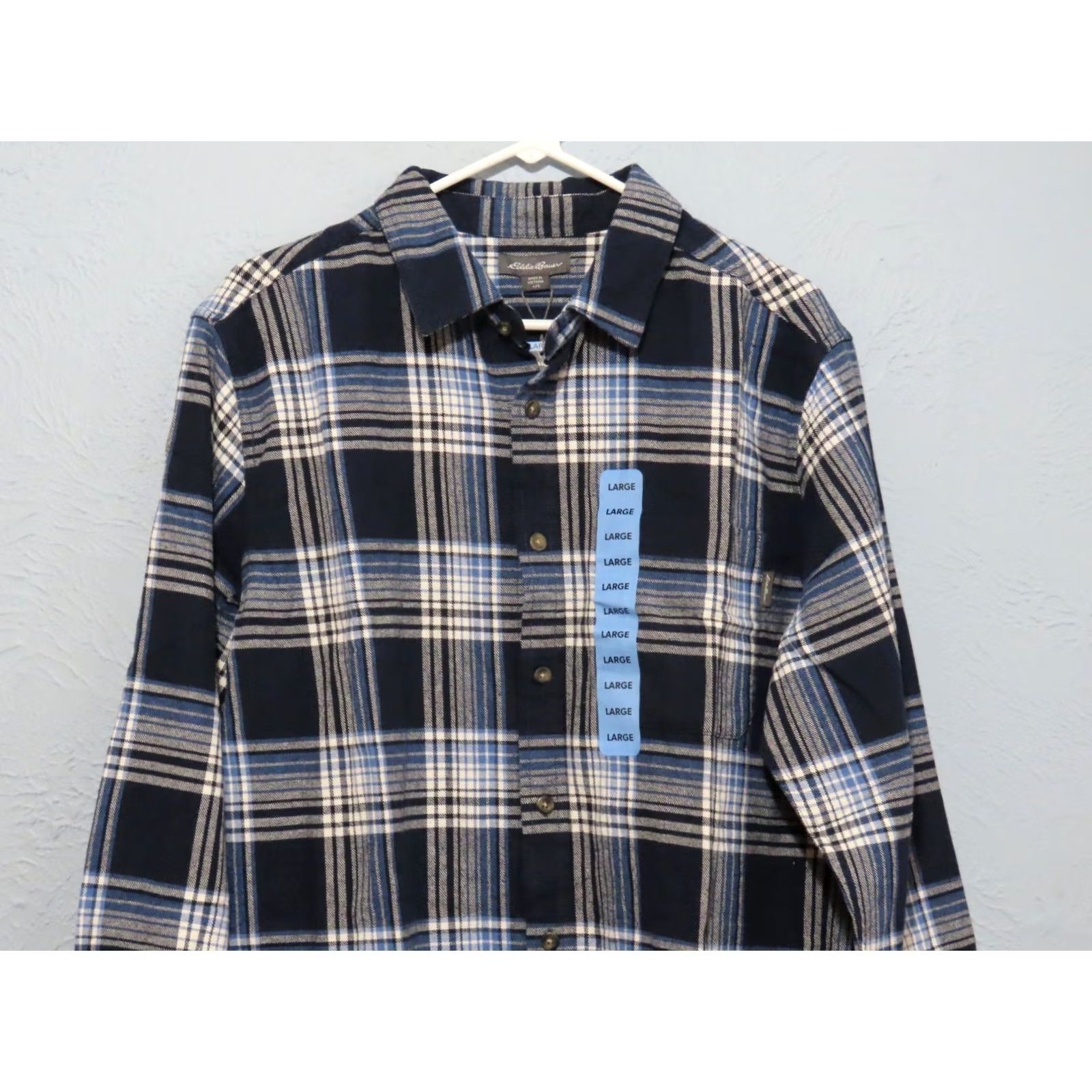 Eddie Bauer VINTAGE? No. Eddie Bauer Men's L Blue Plaid Flannel Shirt Long Sleeve Work Casual NWT Size US L / EU 52-54 / 3 - 3 Thumbnail
