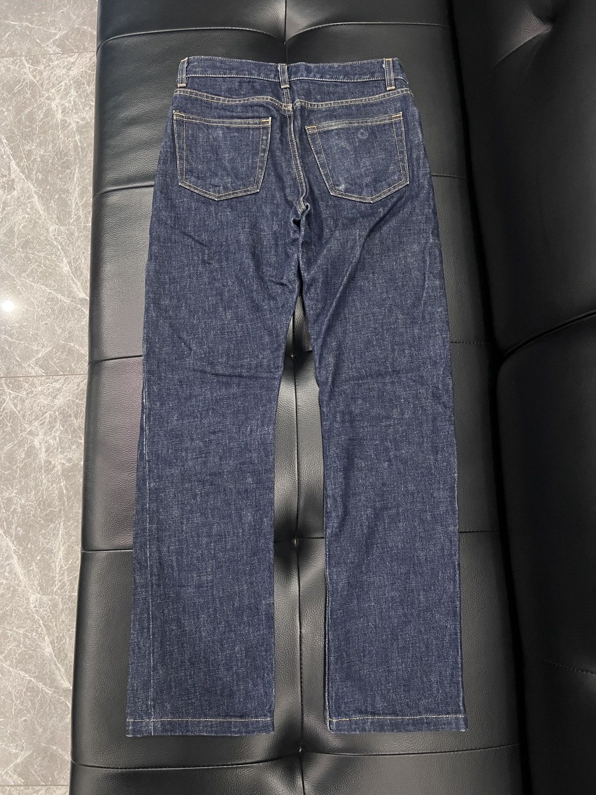 Helmut Lang Helmut Lang 1998 “Italian Cut” Straight Leg Raw Denim Jeans Size US 26 / EU 42 - 2 Thumbnail