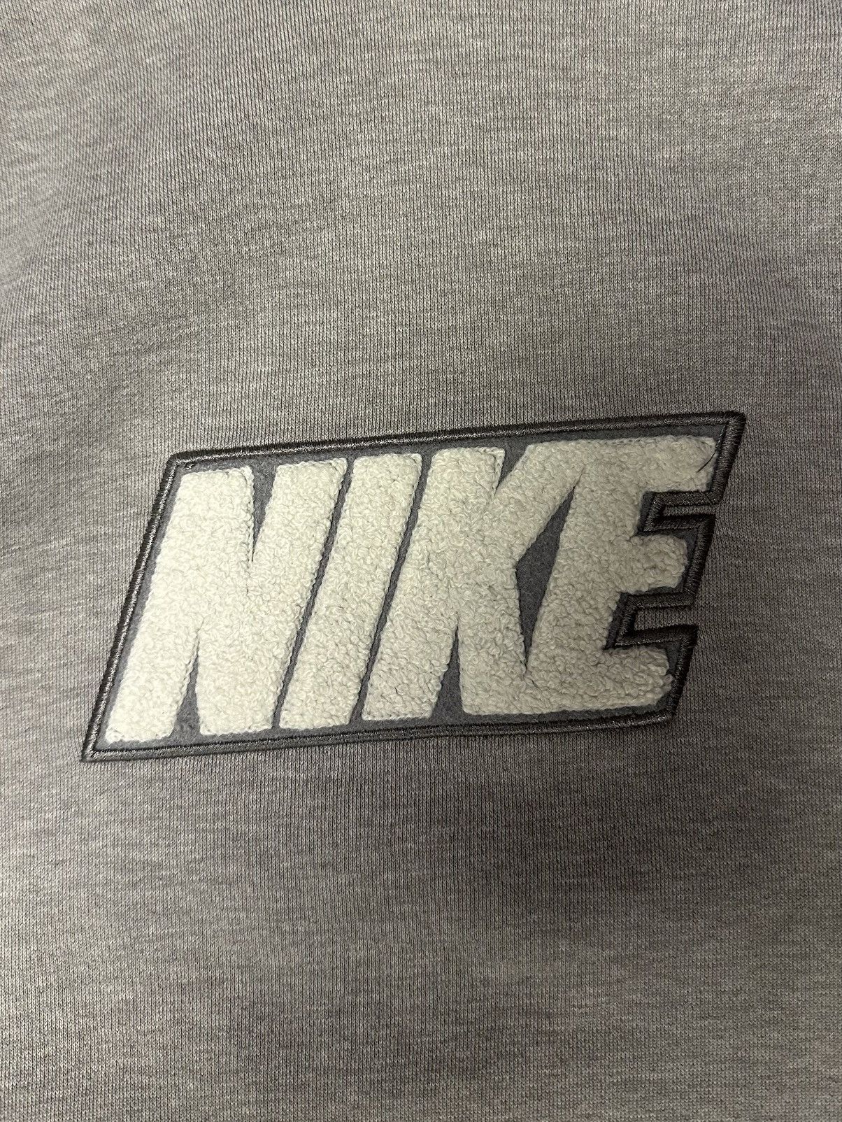 Nike Nike Vintage Sweatshirt Big logo Boxy grey Japanese Y2K Size US L / EU 52-54 / 3 - 4 Thumbnail