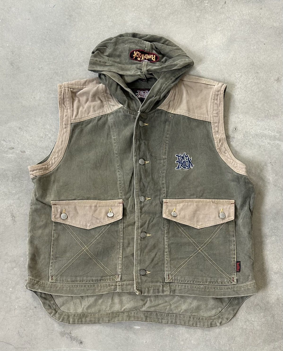 VINTAGE POWER TRICK HEAVY HOODED VEST SKATE STYLE