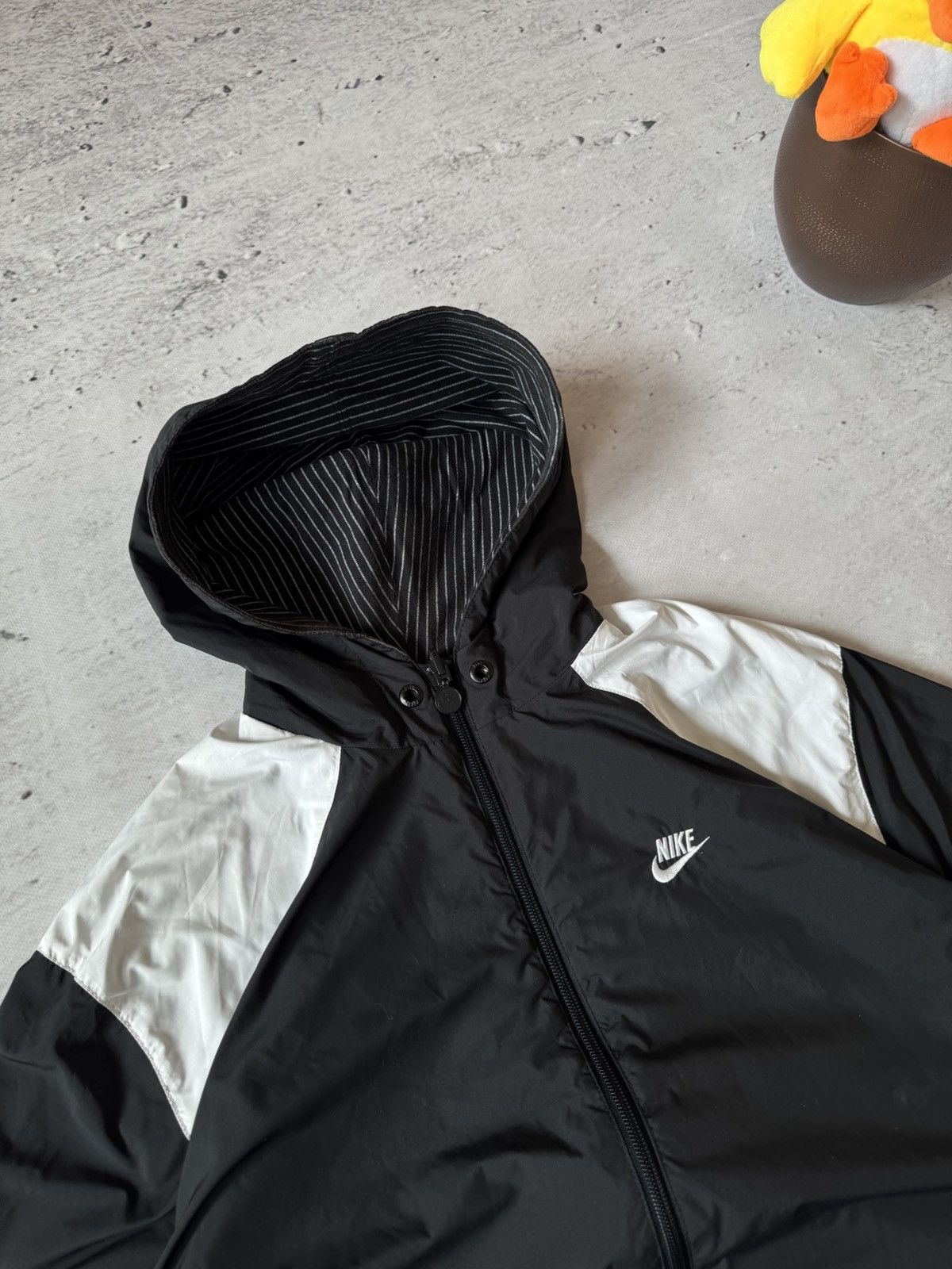 Nike × Vintage NIKE VINTAGE BASIC LOGO OVERSIZE BAGGY LIGHT JACKET Size US L / EU 52-54 / 3 - 4 Thumbnail