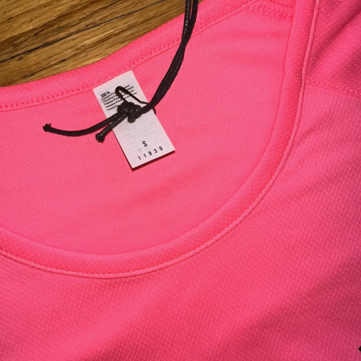 Other Uganda tech run tee NWT Size US S / EU 44-46 / 1 - 4 Thumbnail