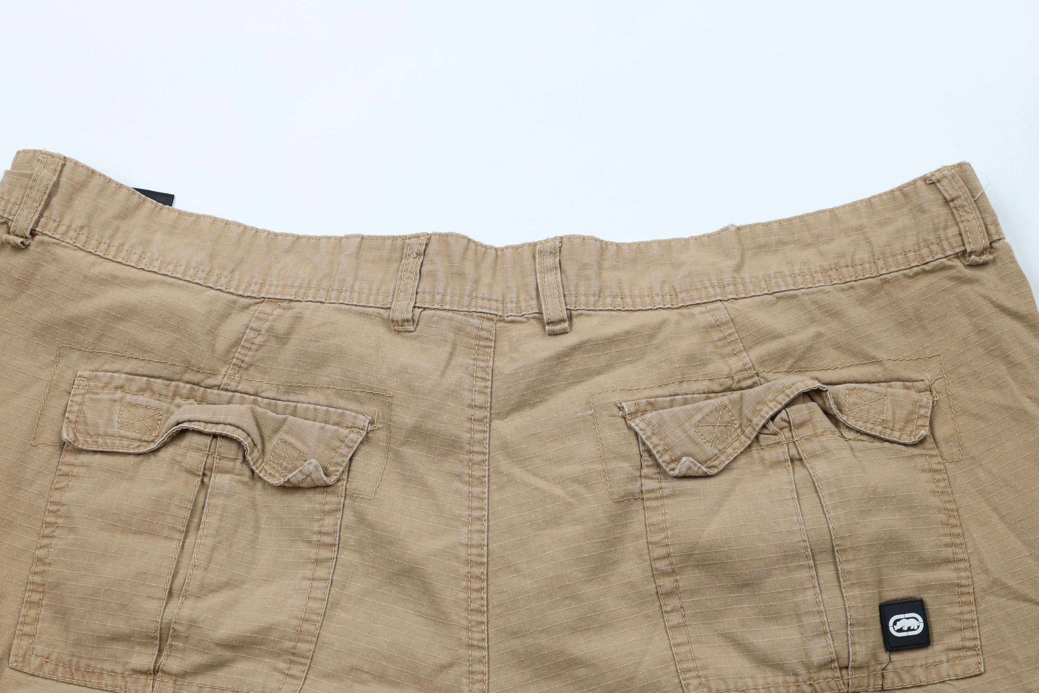 Ecko Unltd. × Vintage Vintage Ecko Baggy Fit Ripstop Cargo Shorts Beige Cotton Size US 42 / EU 58 - 13 Thumbnail