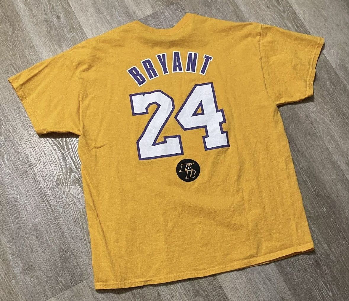 NBA Kobe Bryant 8 24 Memorial Shirt XL LA Lakers 1/31/20 Size US XL / EU 56 / 4 - 1 Thumbnail