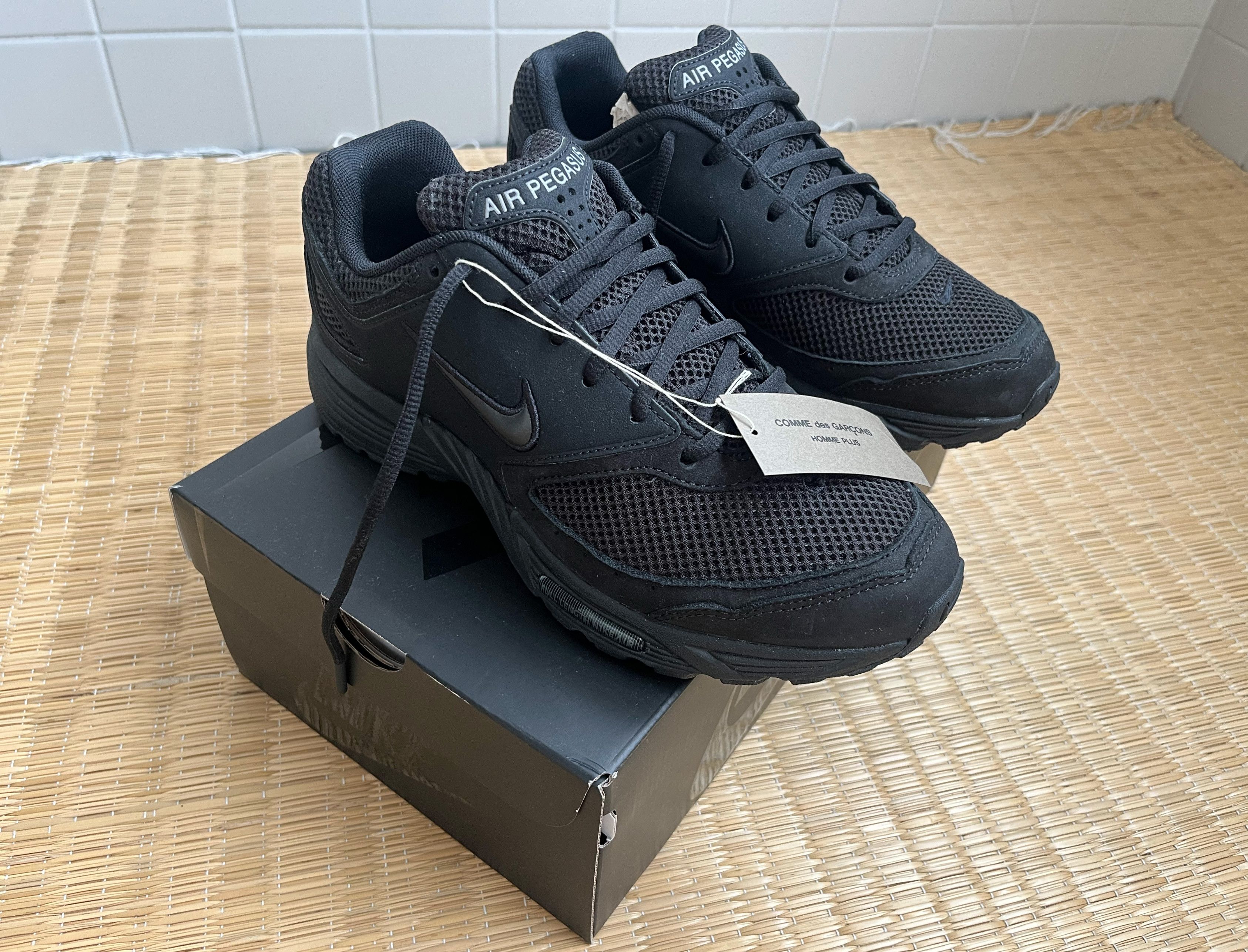 Comme des Garcons × Nike Nike x Comme des Garçons Air Pegasus 2005 Homme Plus Size US 7.5 / EU 40-41 - 4 Thumbnail