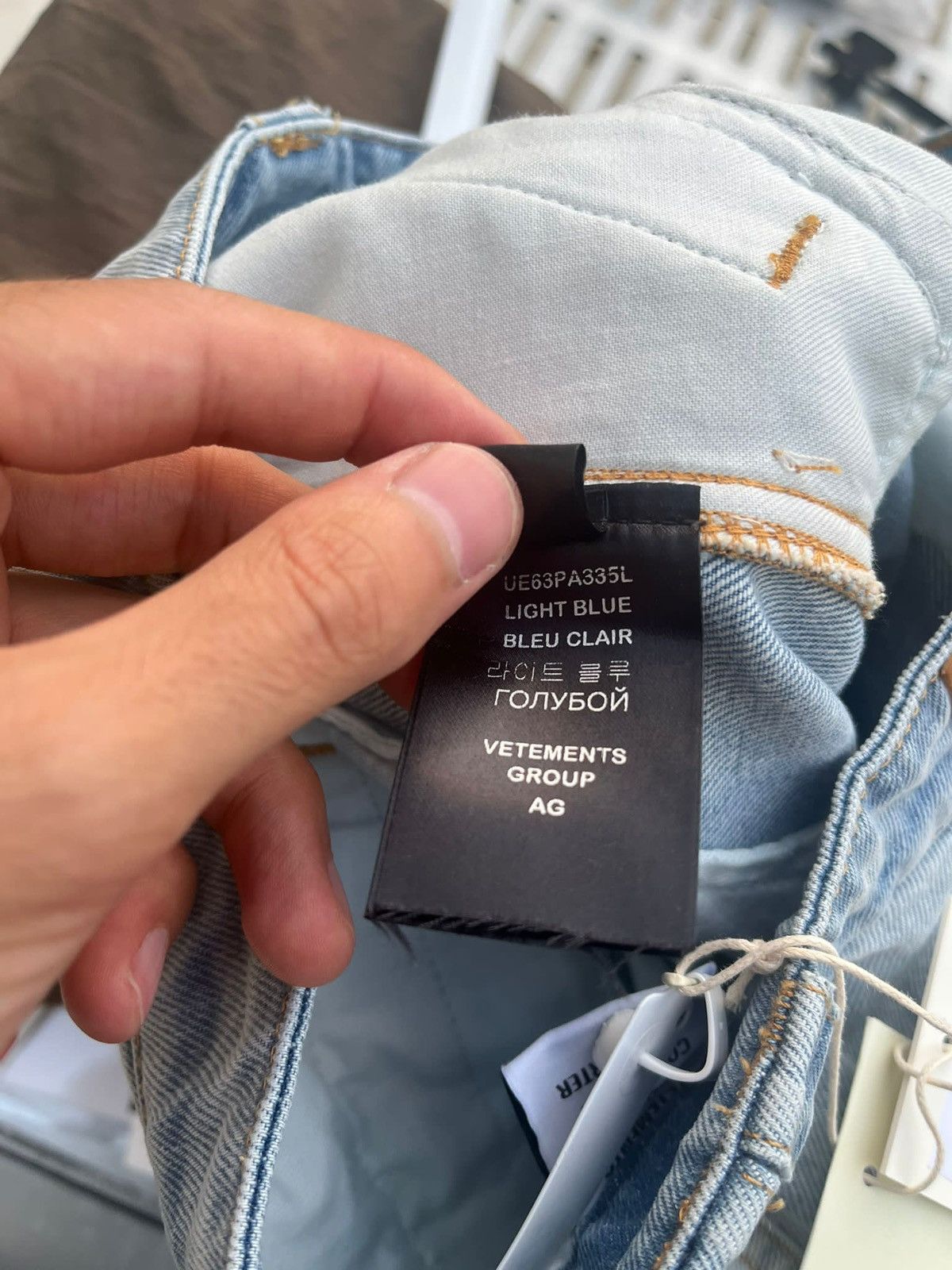 Vetements Triple Zip Baggy Jeans in Denim Light Blue Size US 30 / EU 46 - 22 Thumbnail