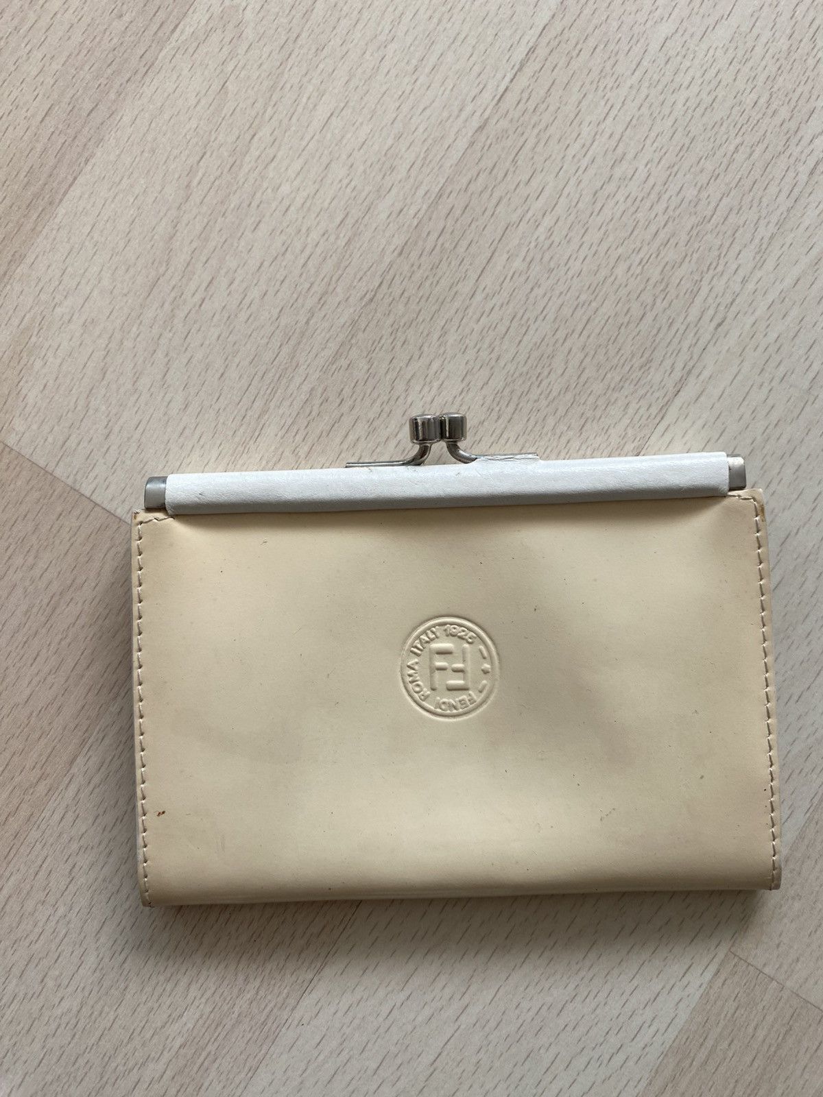 Fendi Vintage 90s Fendi Glossy Crossbody Bag + Wallet Size ONE SIZE - 3 Thumbnail