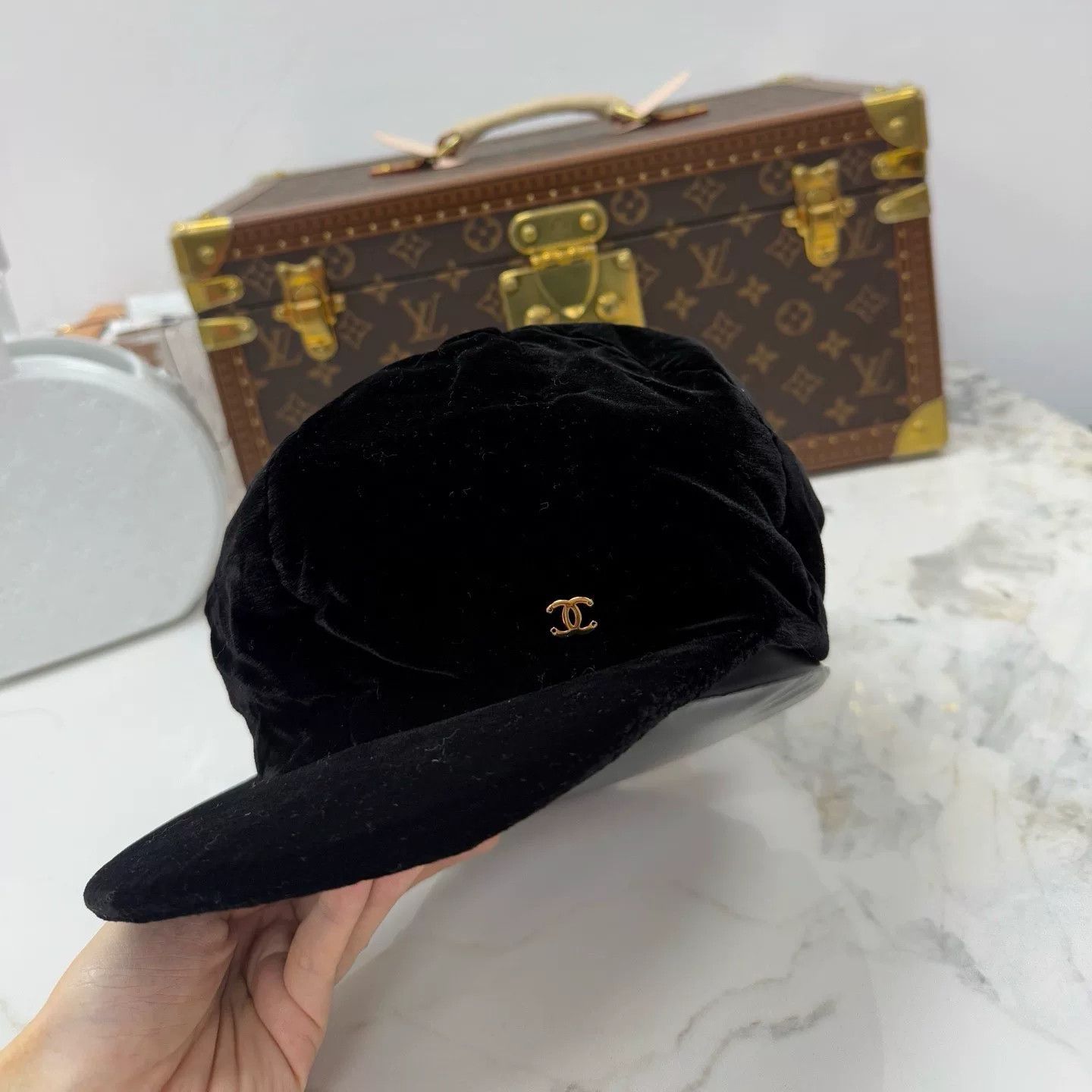 Chanel Chanel Black Velvet Baseball Cap M Size ONE SIZE - 1 Thumbnail