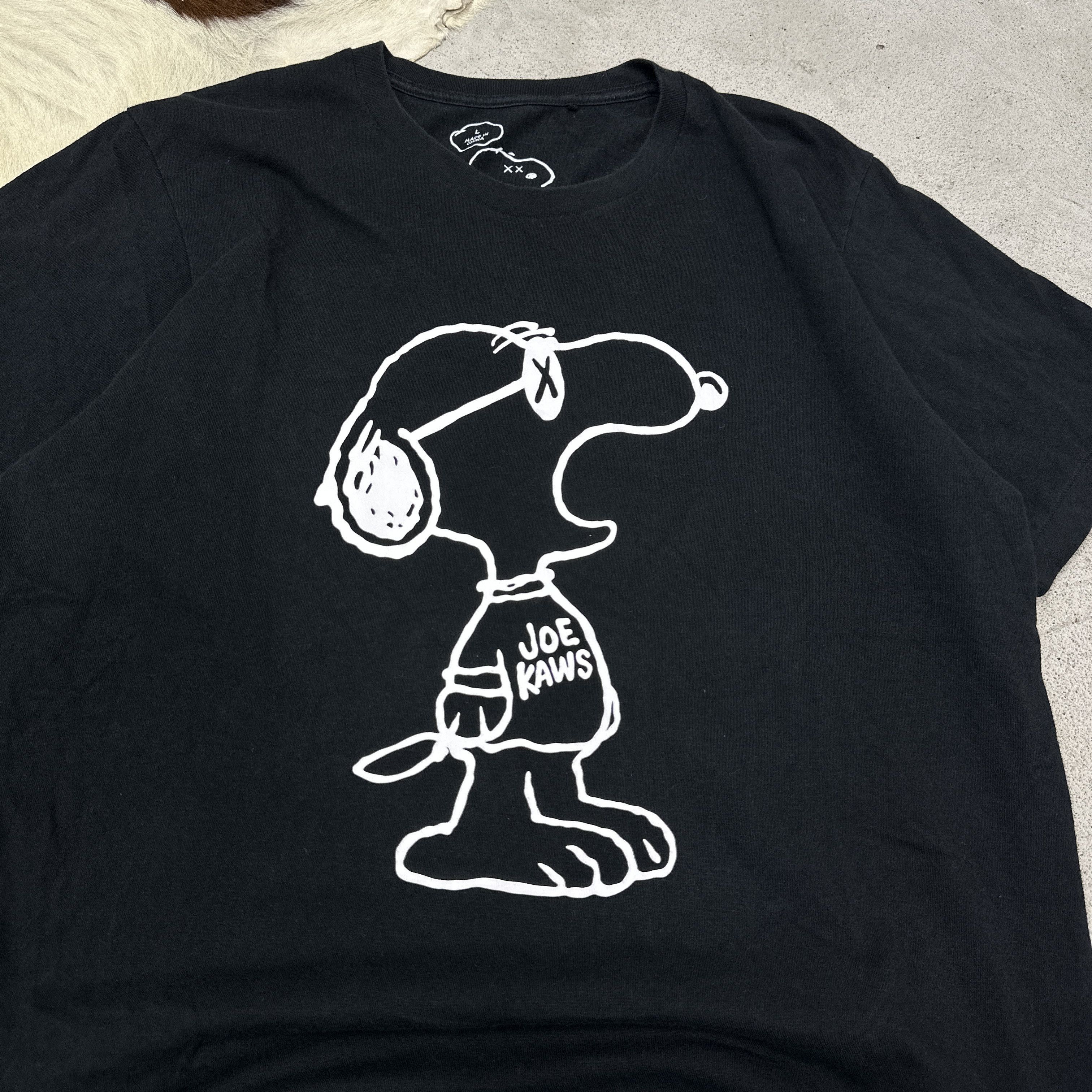 Kaws × Peanuts × Uniqlo Vintage Snoopy KAWS x Peanuts x UNIQLO T-shirt 00s Size US L / EU 52-54 / 3 - 3 Thumbnail