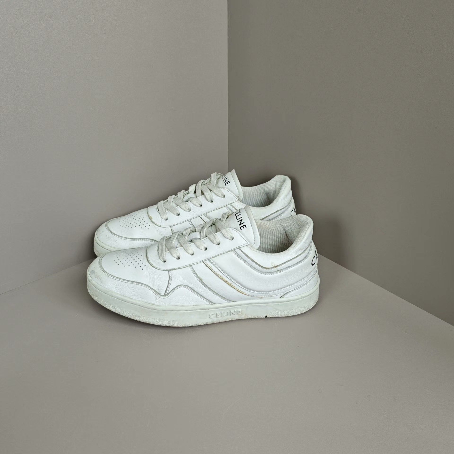 Celine Celine Lowtop Sneakers us_6 Women Size US 6 / IT 36 - 1 Thumbnail