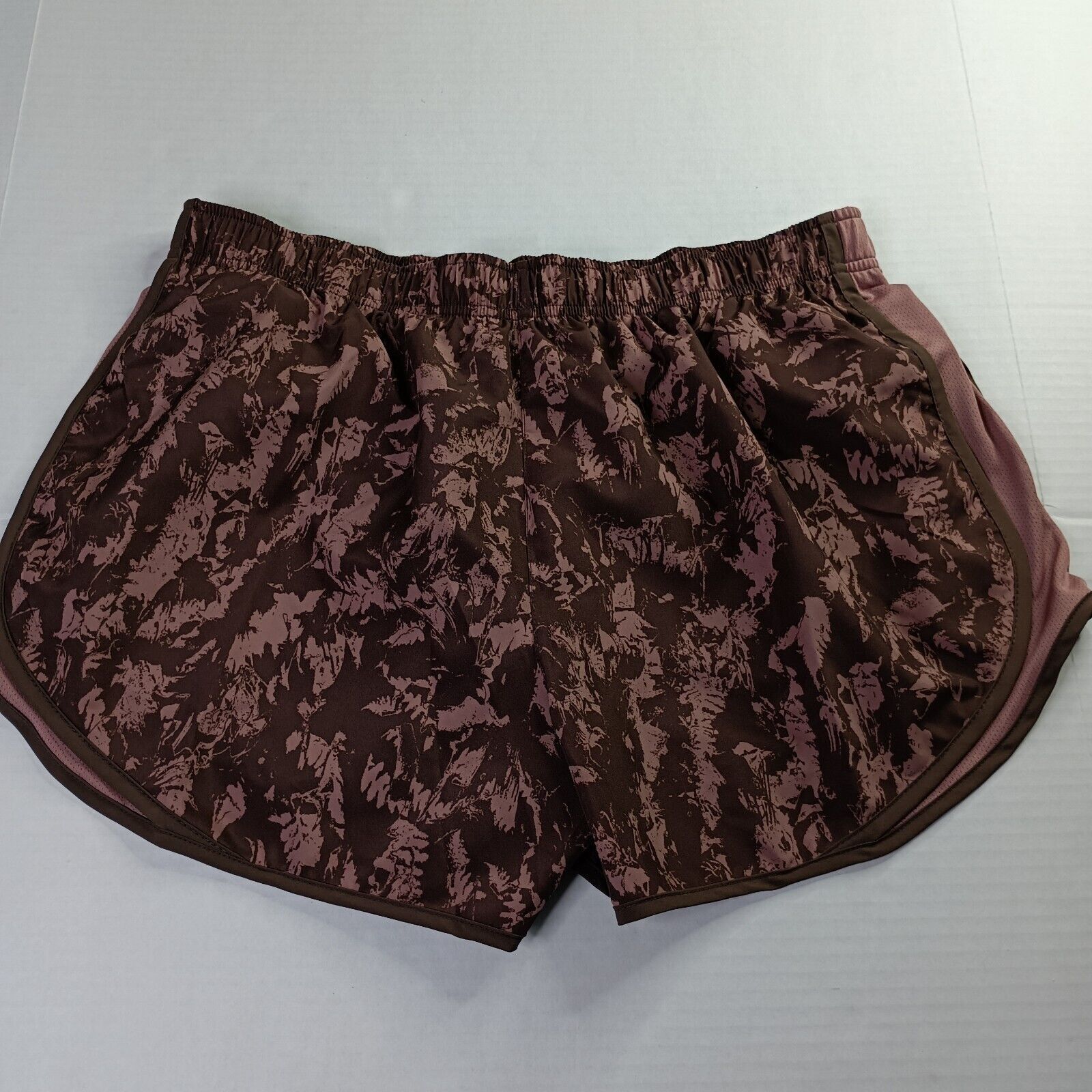 Nike Nike Women Smokey Mauve Tempo Printed Running Shorts Size XL Size 34" / US 12 / IT 48 - 6 Thumbnail