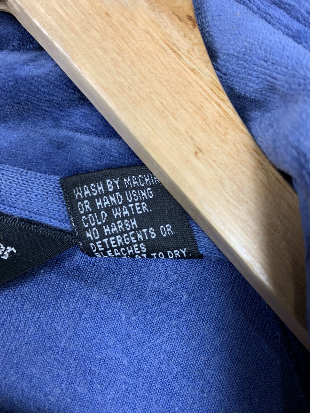 Christian Dior Monsieur Vintage Christian Dior Blue Velvet Jacket Size US L / EU 52-54 / 3 - 21 Thumbnail