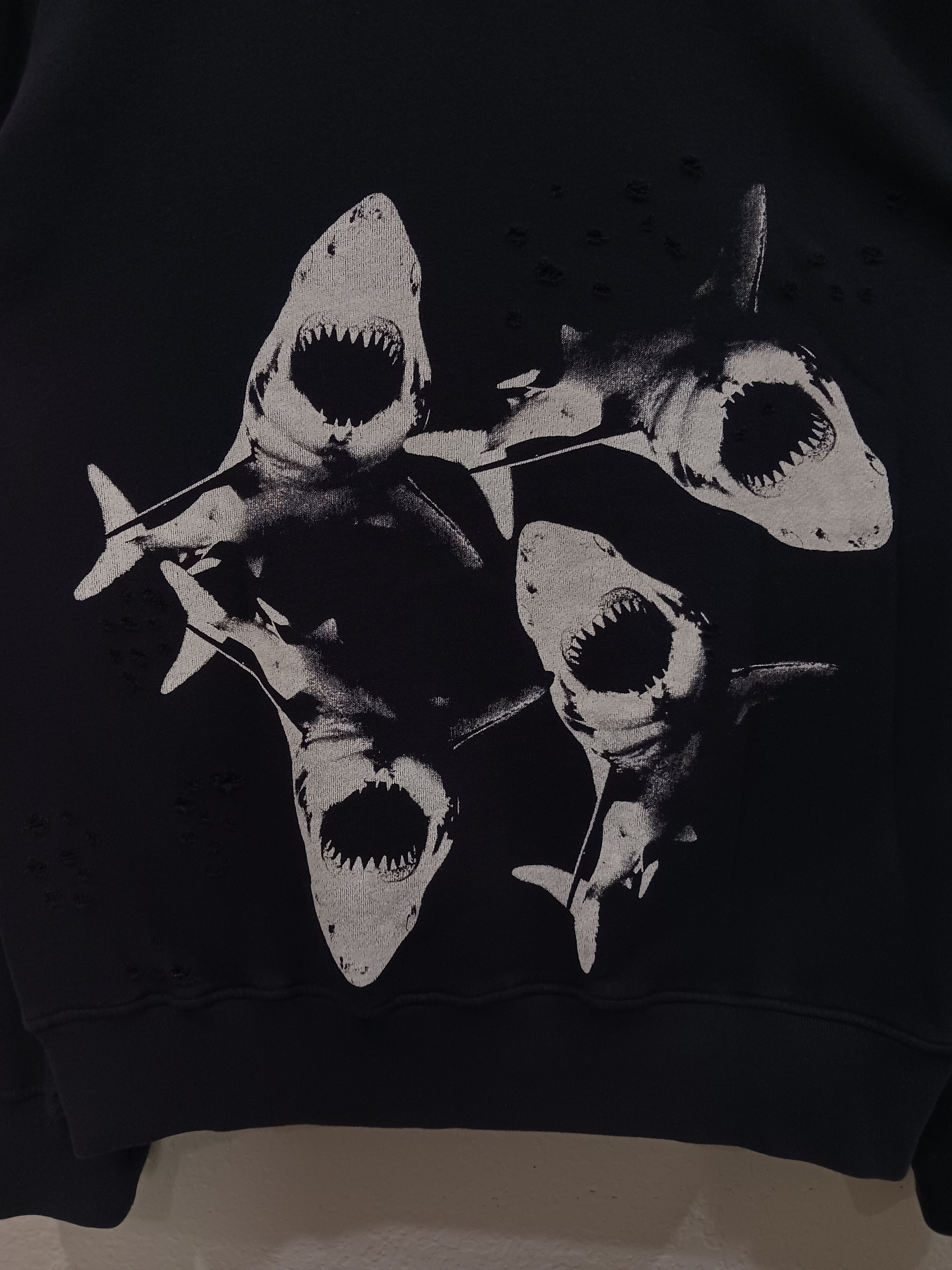 Amiri Amiri "Shark Cluster" SS18 Shotgun Distressed Sweatshirt Size US L / EU 52-54 / 3 - 12 Thumbnail