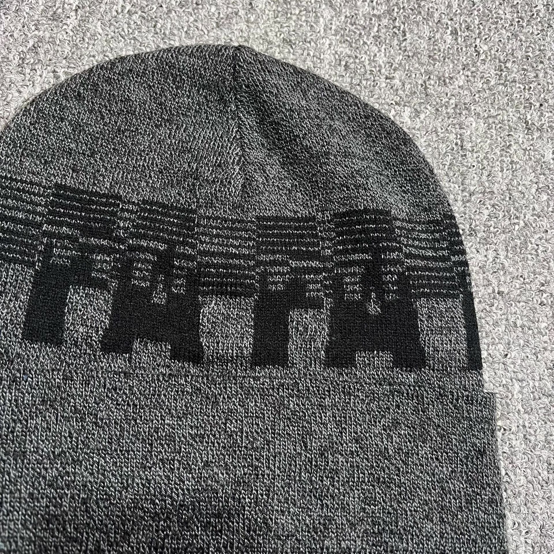 Fucking Awesome Fucking Awesome Knitted Beanie Q7 Size ONE SIZE - 1 Thumbnail