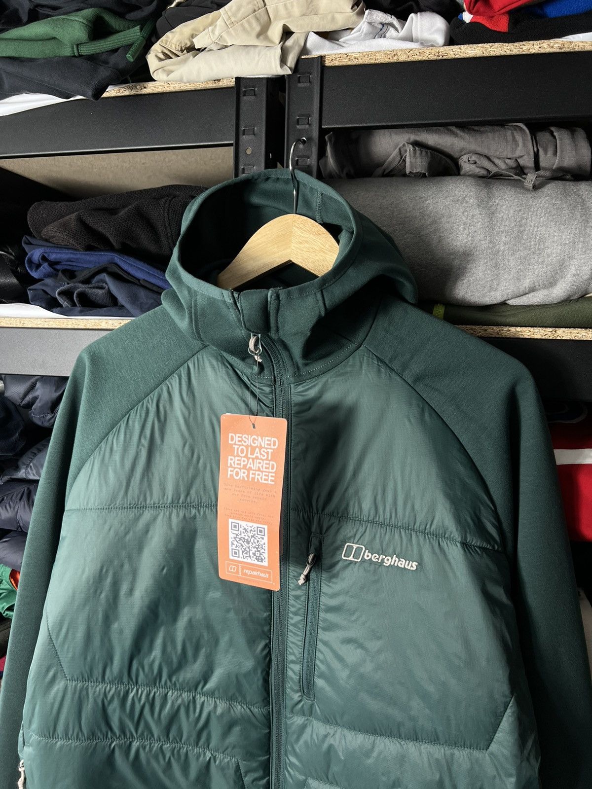 Berghaus Berghaus Trawden Hybrid Outdoor Insulated Jacket Green Men’s Size US L / EU 52-54 / 3 - 7 Thumbnail