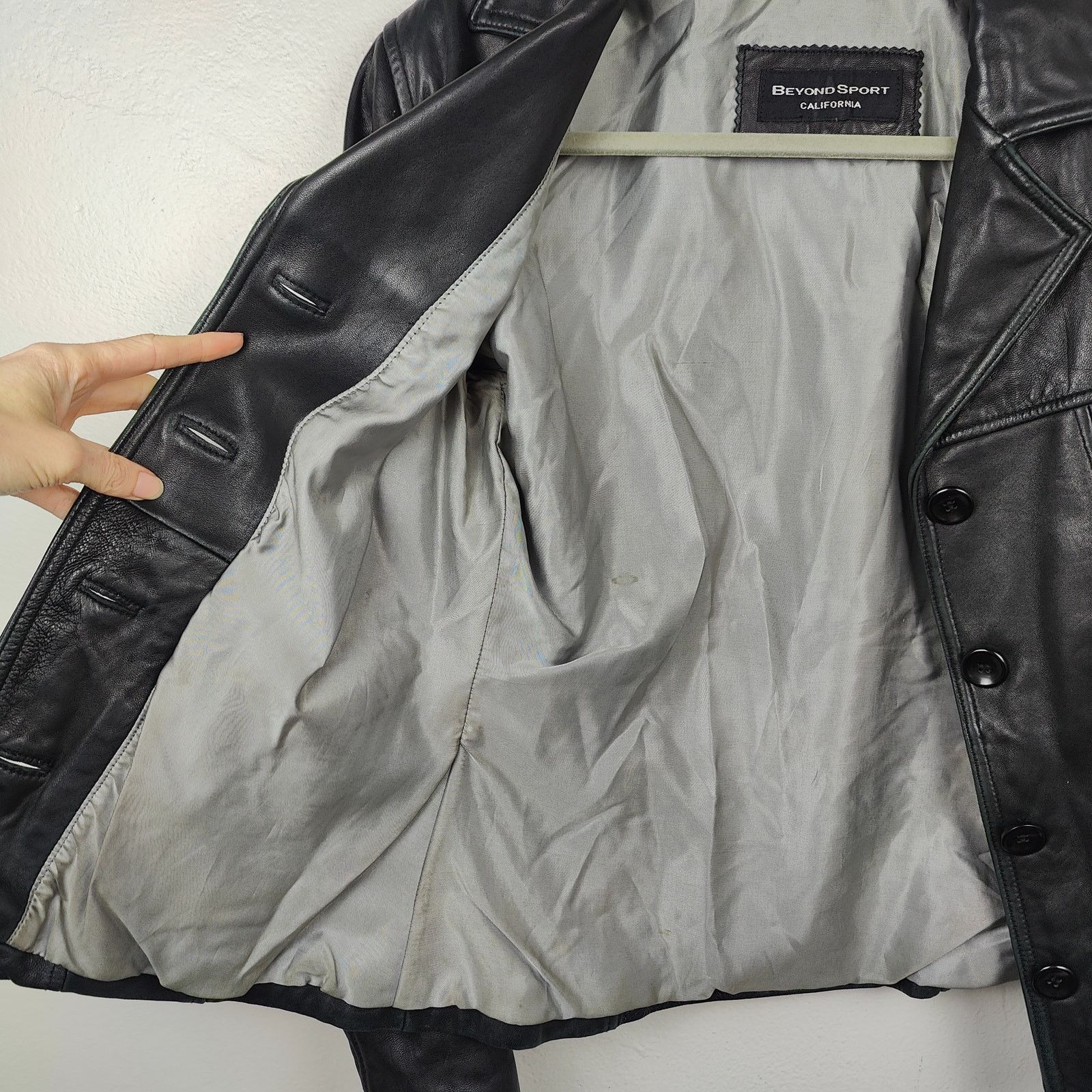 Other Vintage 90s Beyond Sport California Leather Jacket Small Size S / US 4 / IT 40 - 3 Thumbnail