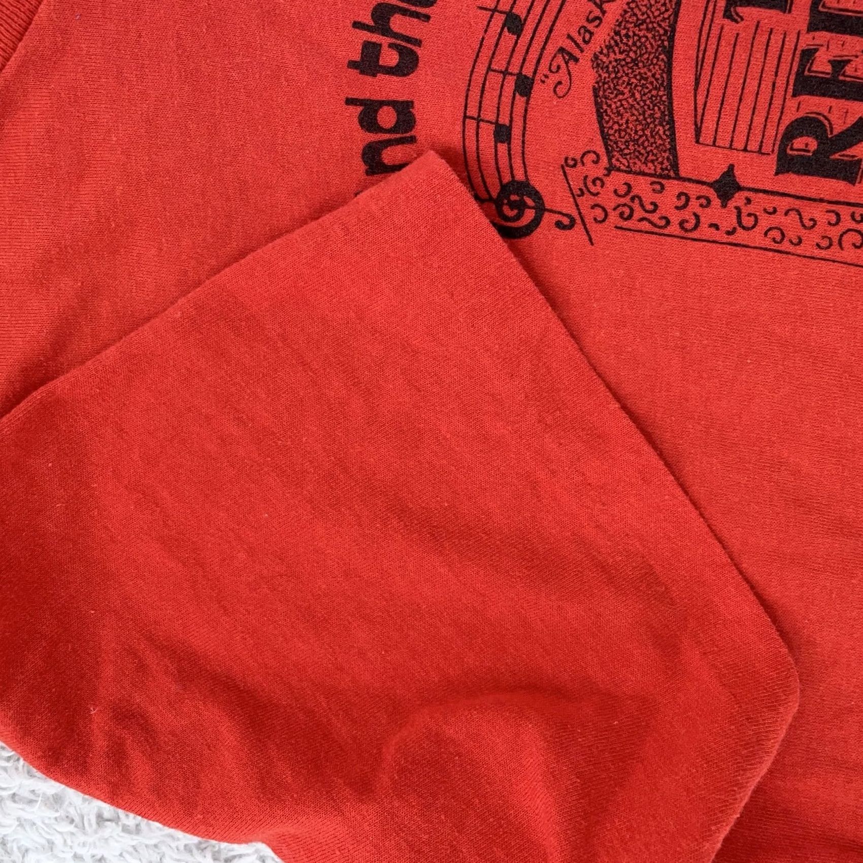 Vintage VINTAGE Red Dog Saloon Shirt Mens S Red USA 80s Graphic Print Crew Neck Short Sleeve Cotton Polyester Jersey Tee Size US S / EU 44-46 / 1 - 3 Thumbnail