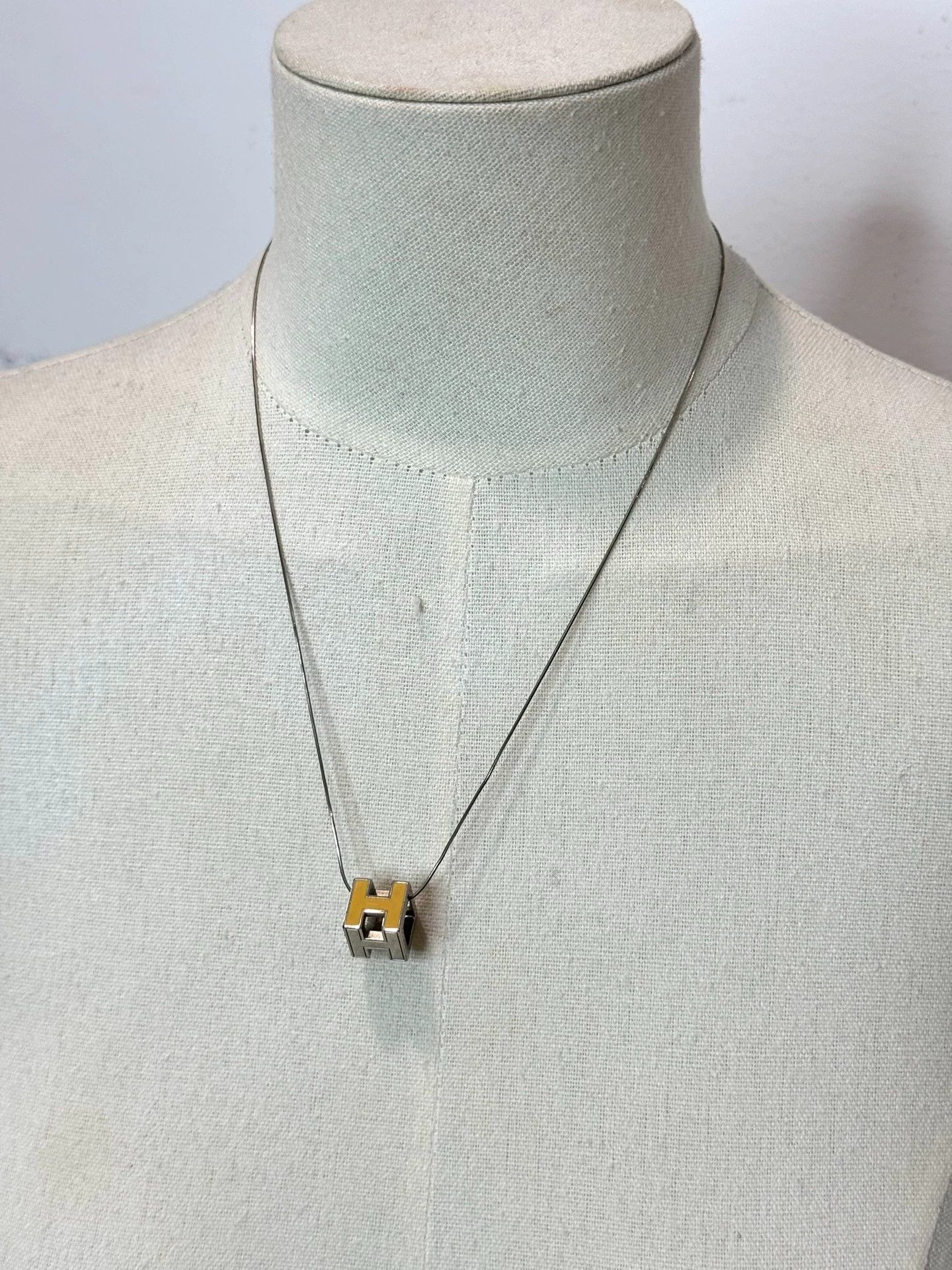 Hermes Hermes Yellow POP H Square Enamel Necklace Size ONE SIZE - 2 Thumbnail