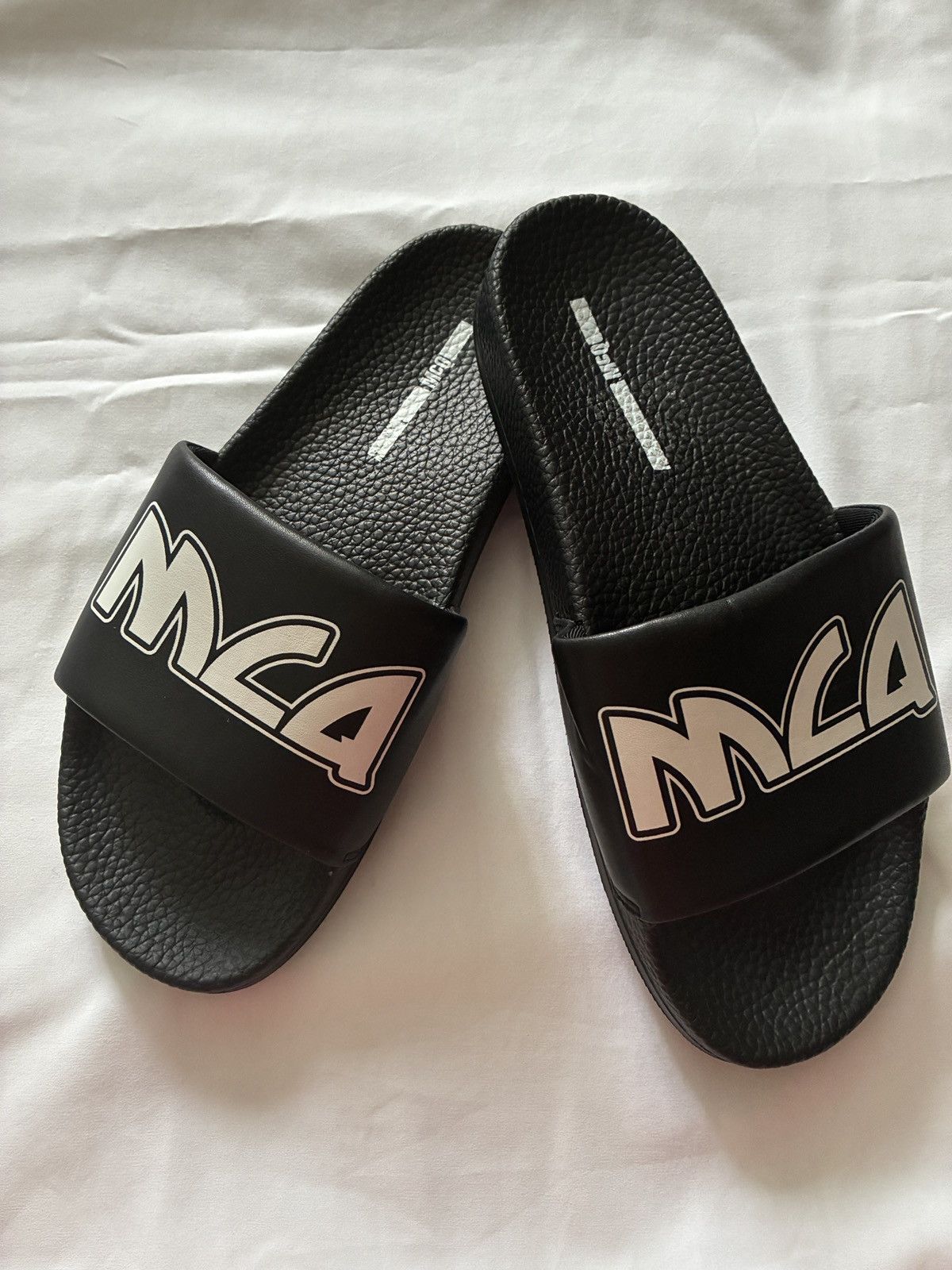 Alexander McQueen MCQ slides Size US 10 / IT 40 - 2 Thumbnail