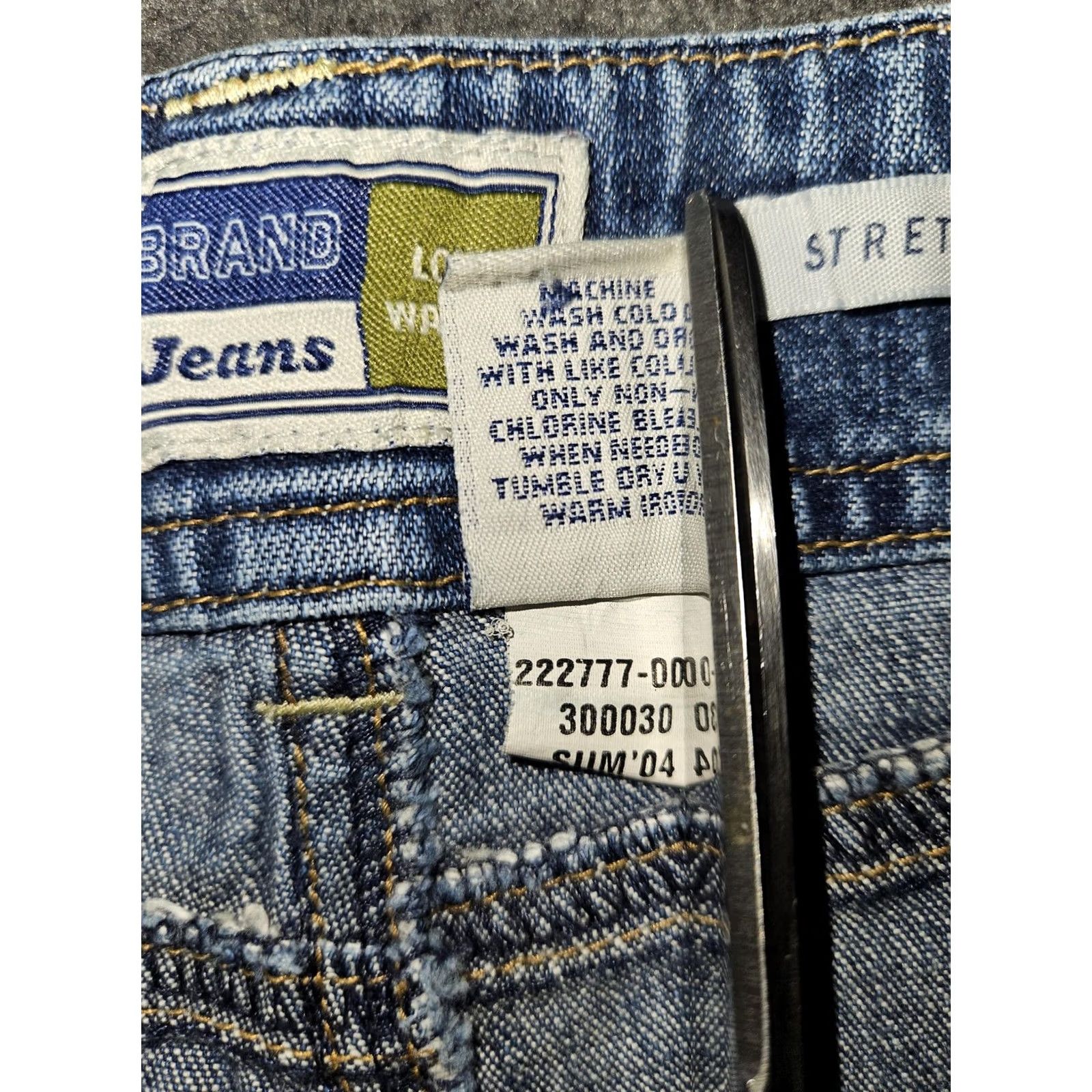 Old Navy VINTAGE Old Navy Shorts Womens 14 Blue Denim Stretch Low Waist 5 Pocket 00s Size 36" / US 14 / IT 50 - 3 Thumbnail