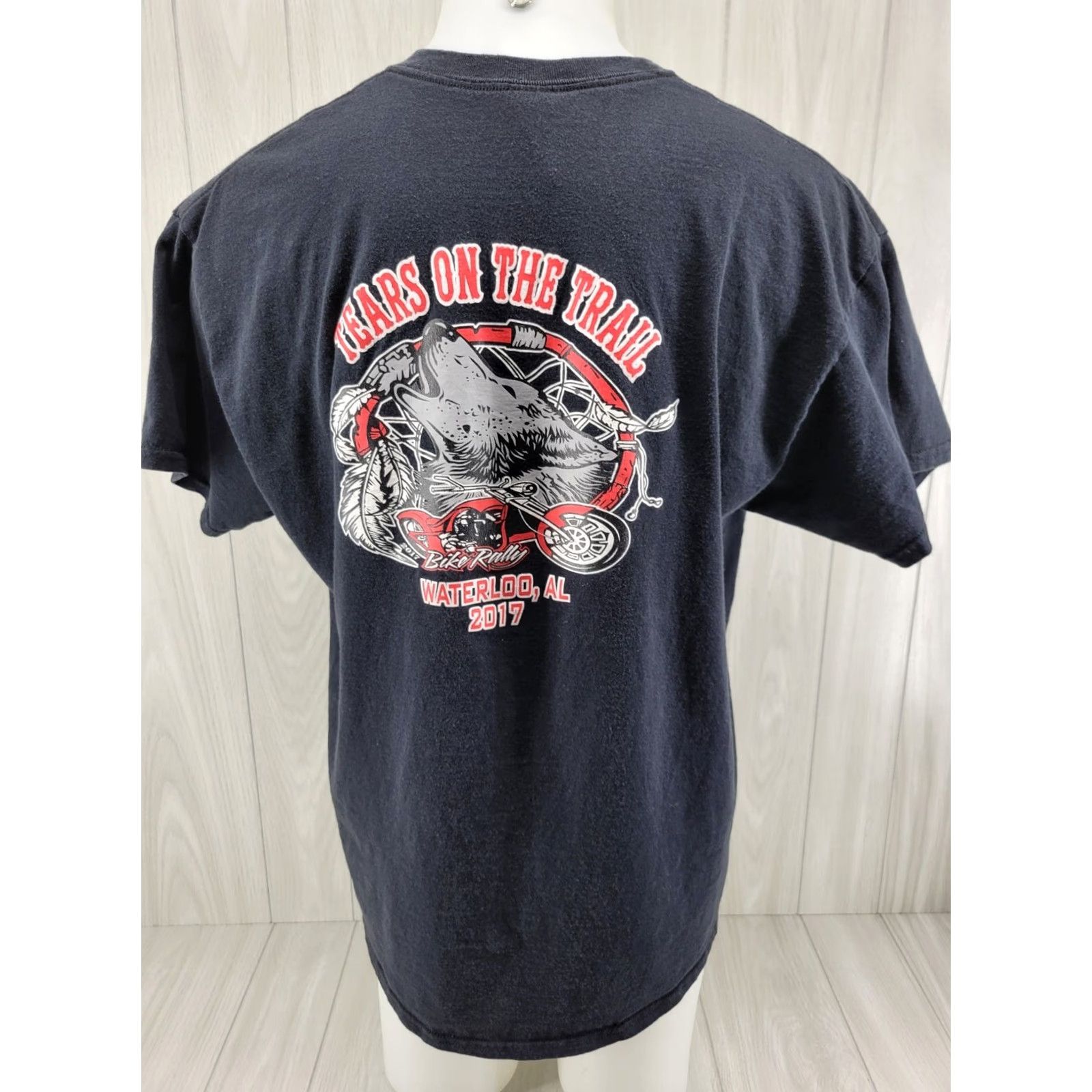 Gildan VINTAGE End of The Trail Waterloo AL Biker Rally 2017 Shirt XL Size US XL / EU 56 / 4 - 2 Thumbnail