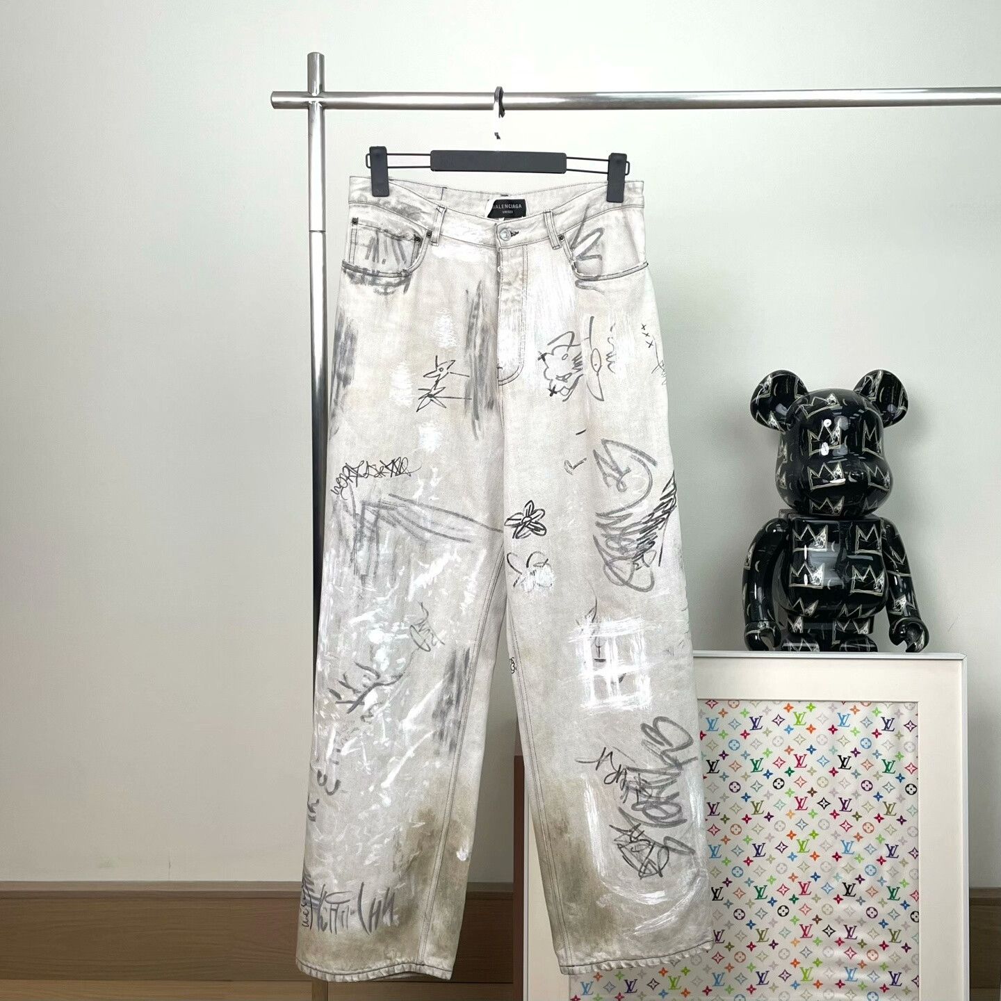 Balenciaga Balenciaga Denim Printed Denim Jeans 32 Men Size US 32 / EU 48 - 1 Thumbnail