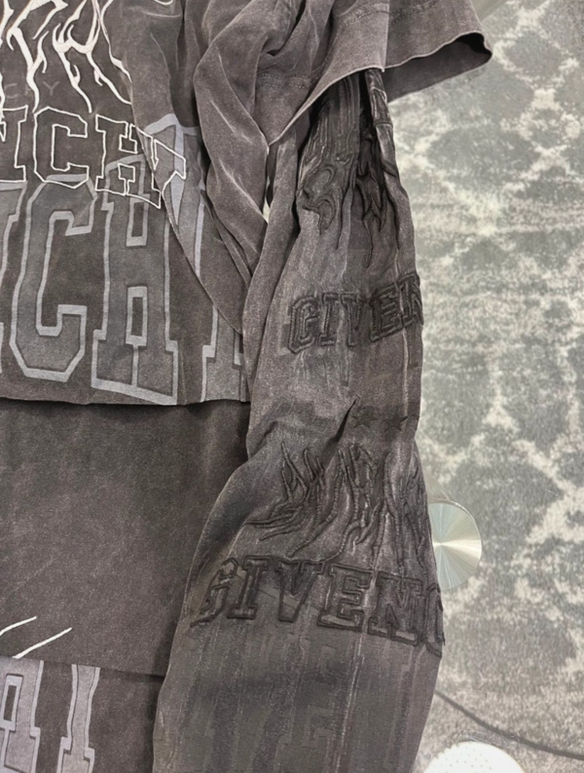 Givenchy Givenchy Layered T-Shirt Rare Size Size US XXS / EU 40 - 5 Thumbnail