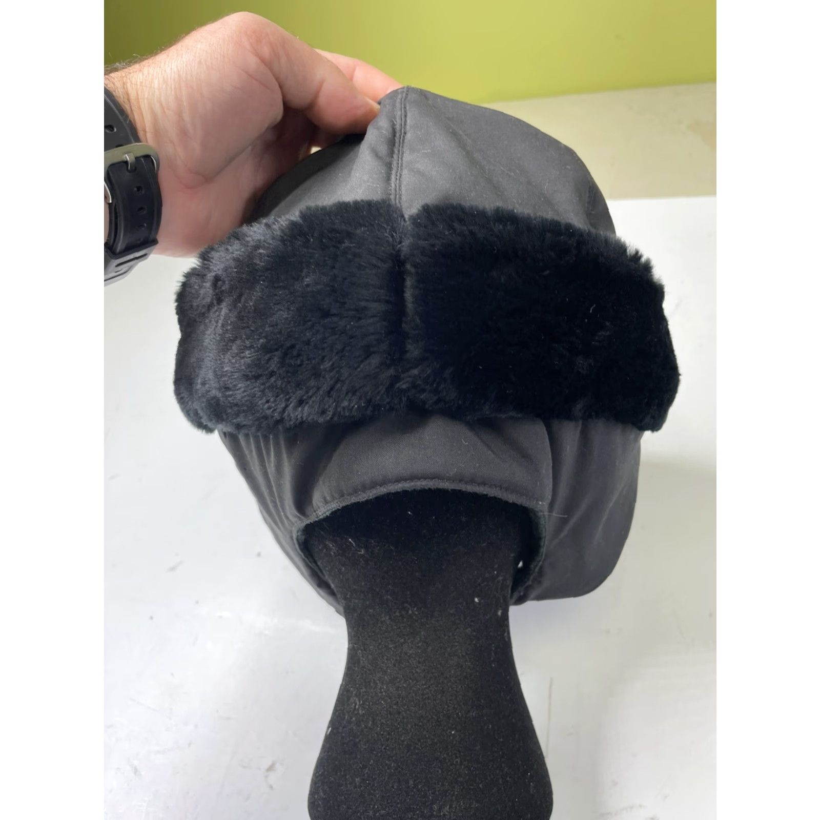 Obermeyer VINTAGE Obermeyer Hat Cap w/Brim Fur Ear Flaps Ladies Small/Medium Black Hat Women S/M Black Size ONE SIZE - 5 Thumbnail