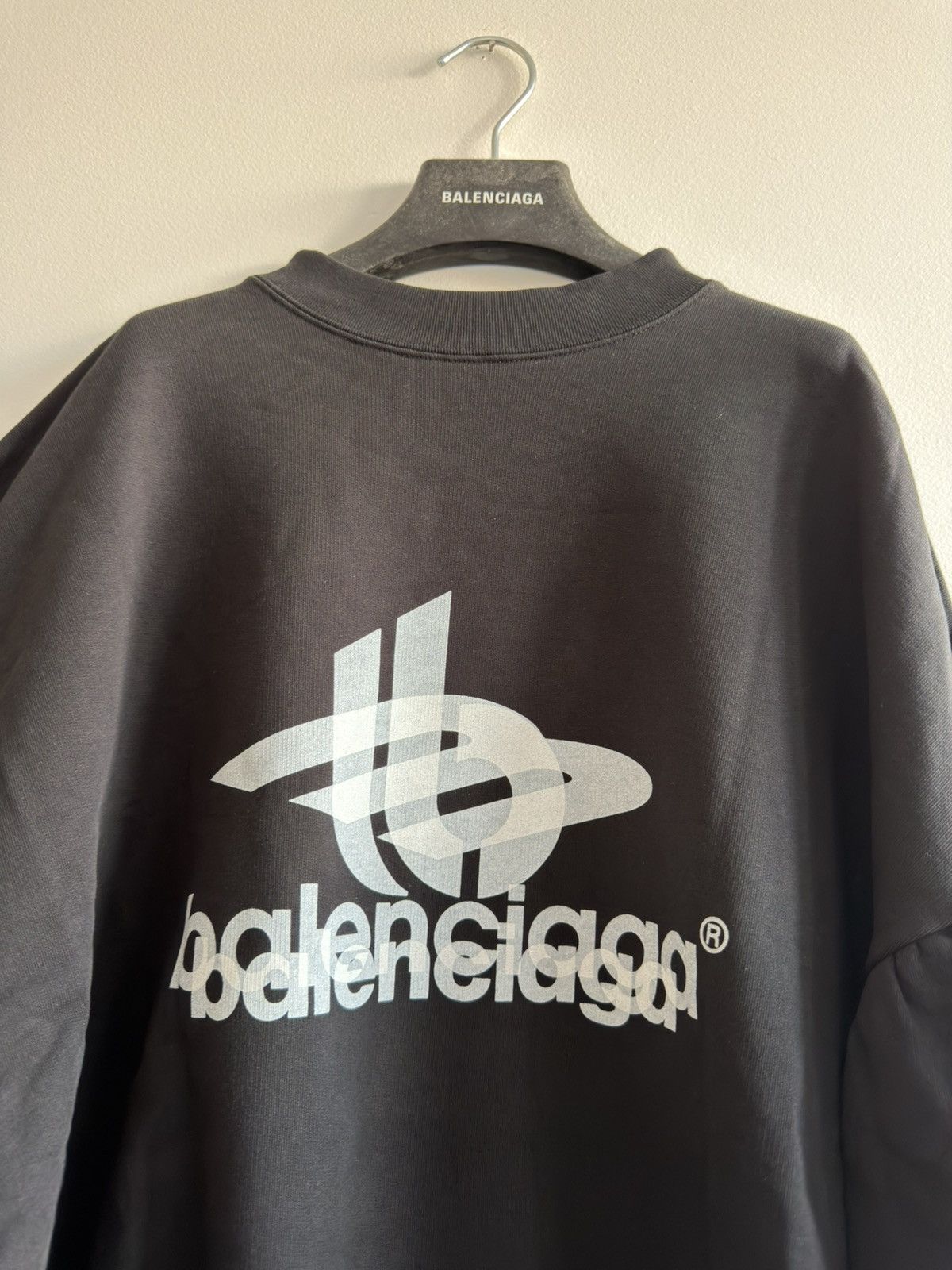 Balenciaga *RARE* BALENCIAGA 3B SPORT LOGO DEMNA GHOST BOXY CREWNECK Size US S / EU 44-46 / 1 - 5 Thumbnail