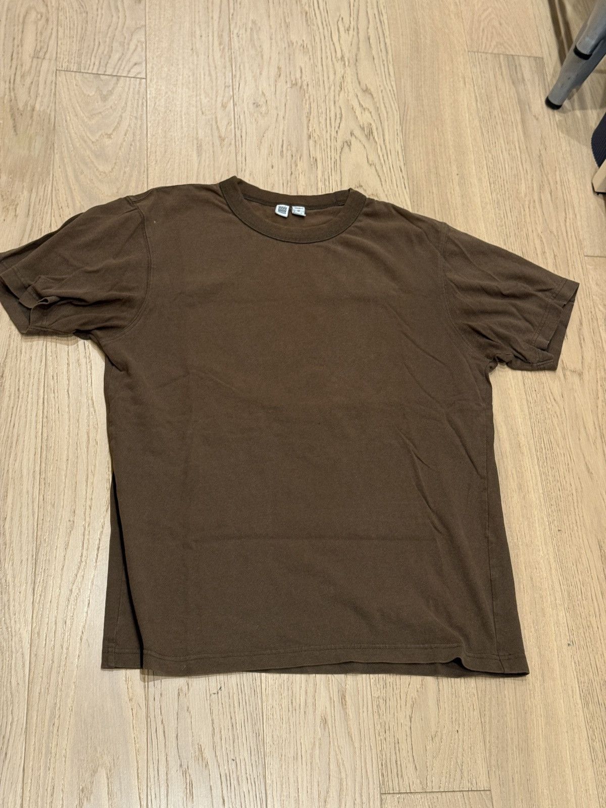 Uniqlo Uniqlo U Basic Dark Green / Brown T Shirt Size US M / EU 48-50 / 2 - 1 Thumbnail