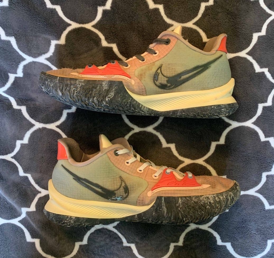 Nike Kyrie 4 Low “Pale Coral” Size US 12 / EU 45 - 2 Thumbnail