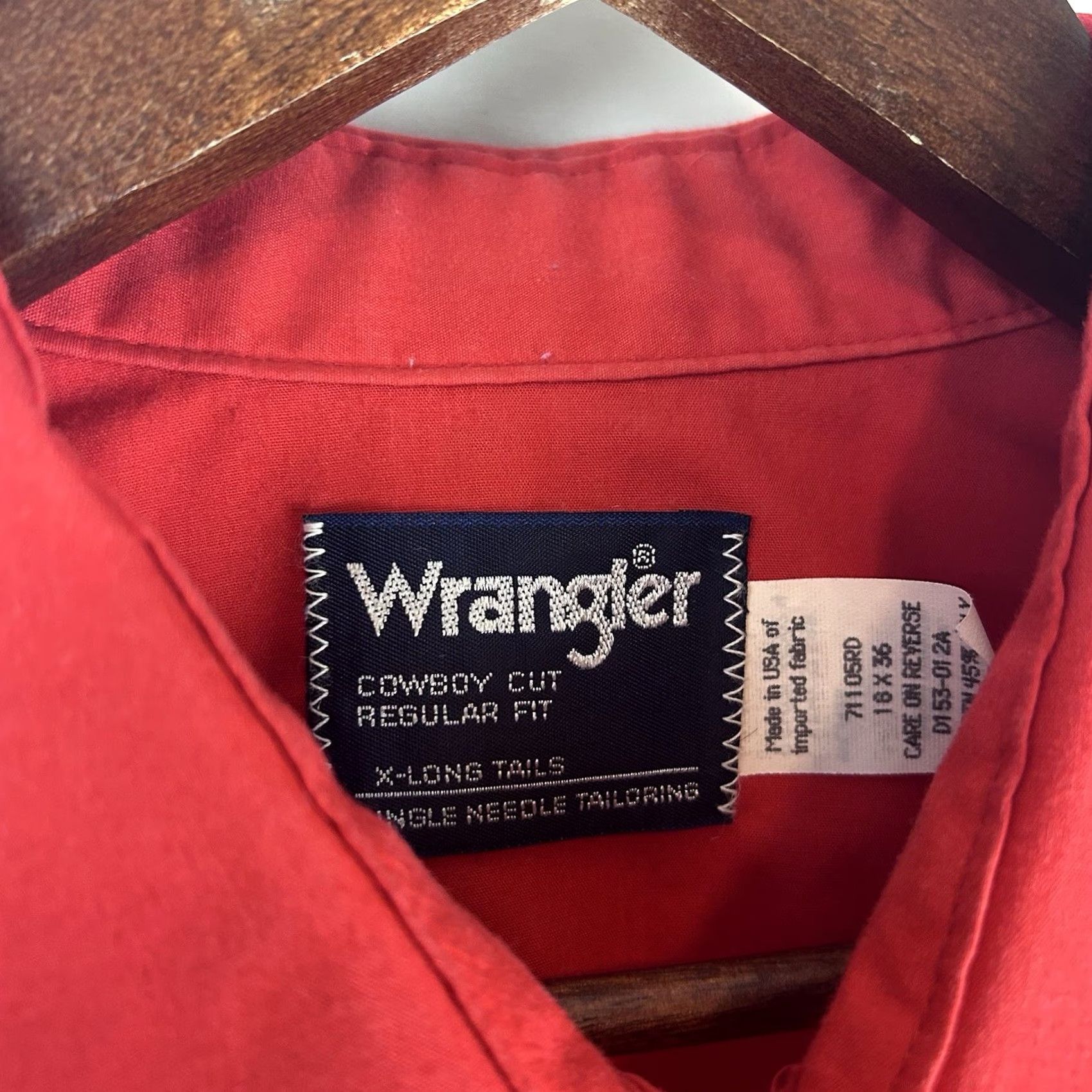 Wrangler VINTAGE Wrangler Shirt Mens 18 X 36 Red Cowboy Cut X Long Tails Snaps Western USA Made Shirts Mens Red Cowboy Western Classic Vintage Size US XXL / EU 58 / 5 - 5 Thumbnail