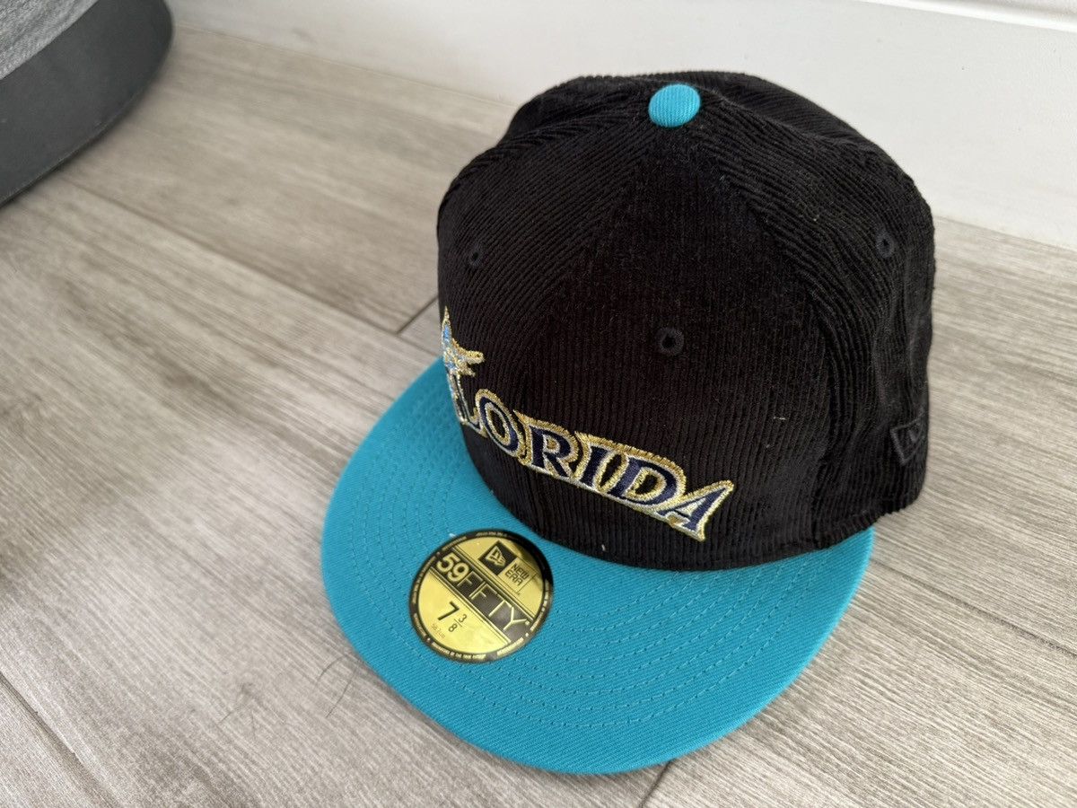 MLB × New Era Florida Miami Marlins New Era Corduroy Black Fitted Sz 7 3/8 Size ONE SIZE - 5 Thumbnail