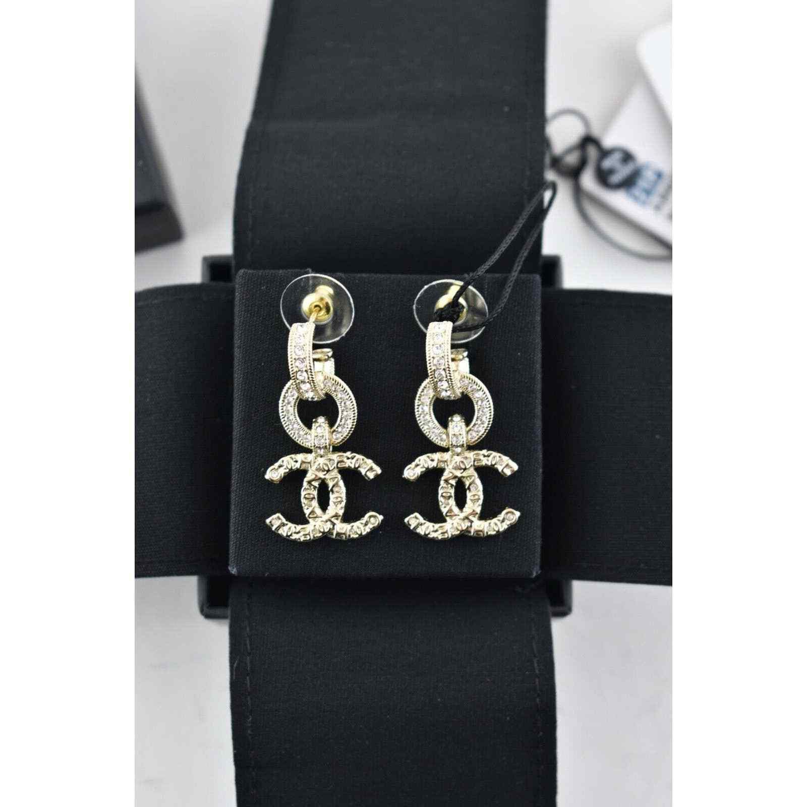 Chanel Chanel Metal Strass Gold Crystal Dangle Statement Earring Size ONE SIZE - 5 Thumbnail