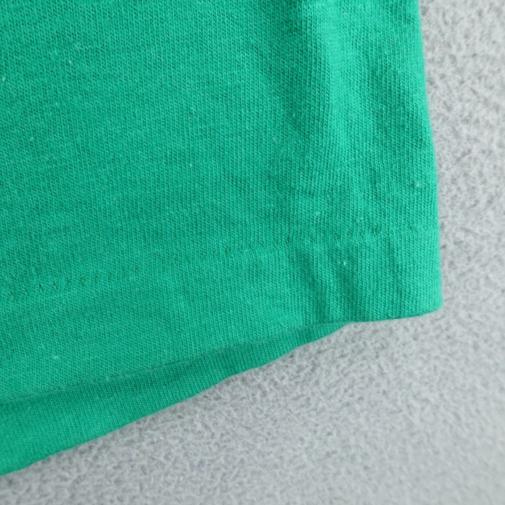 Hanes VINTAGE Hanes Friends of the Irish T Shirt Men’s Medium Green 1980s St Patrick’s Day Crew Neck Short Sleeve Graphic Print 80s Mens Shirt Size US M / EU 48-50 / 2 - 5 Thumbnail