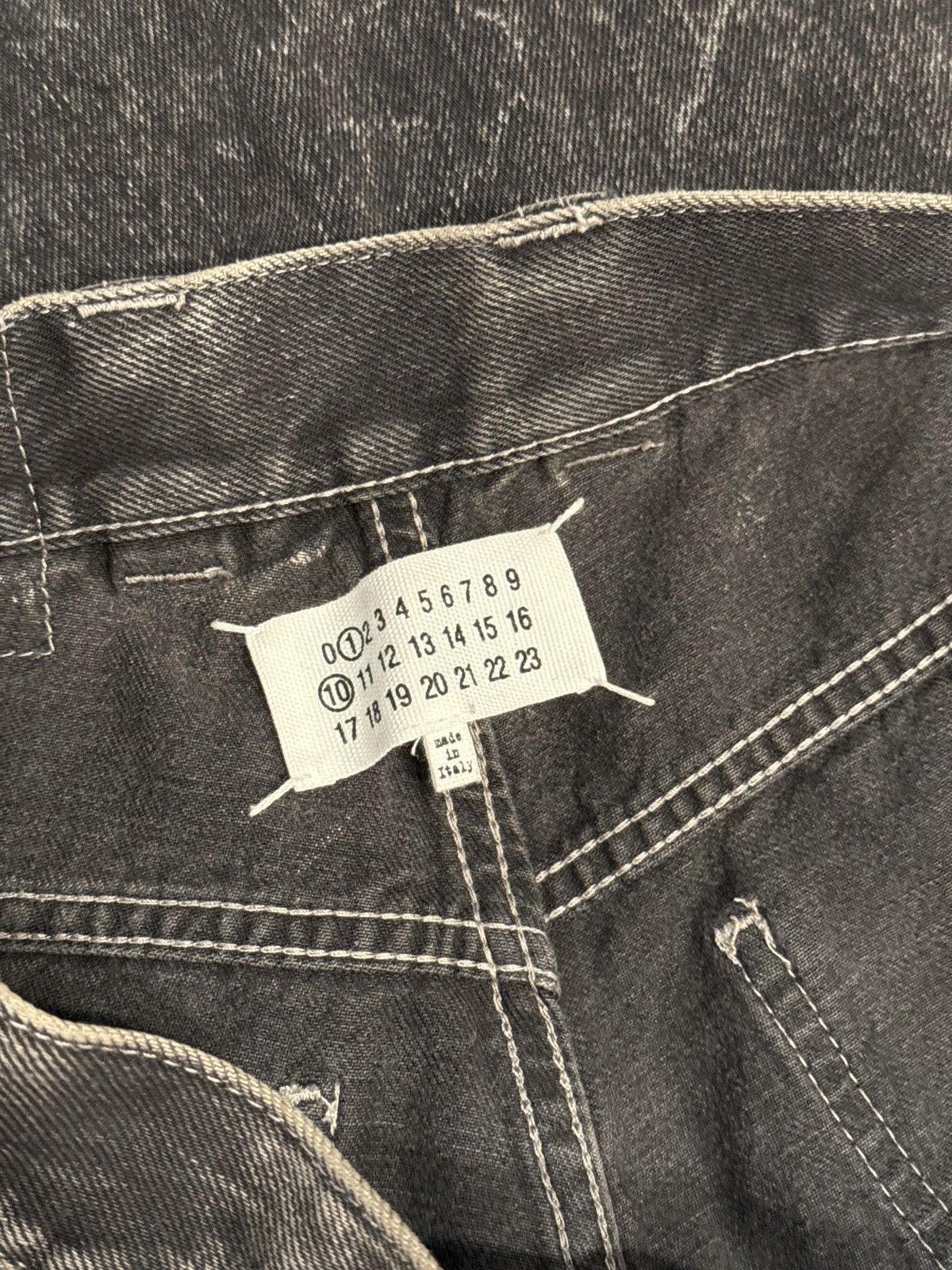 Maison Margiela Maison Margiela Black Paint Jeans Size US 29 - 4 Thumbnail