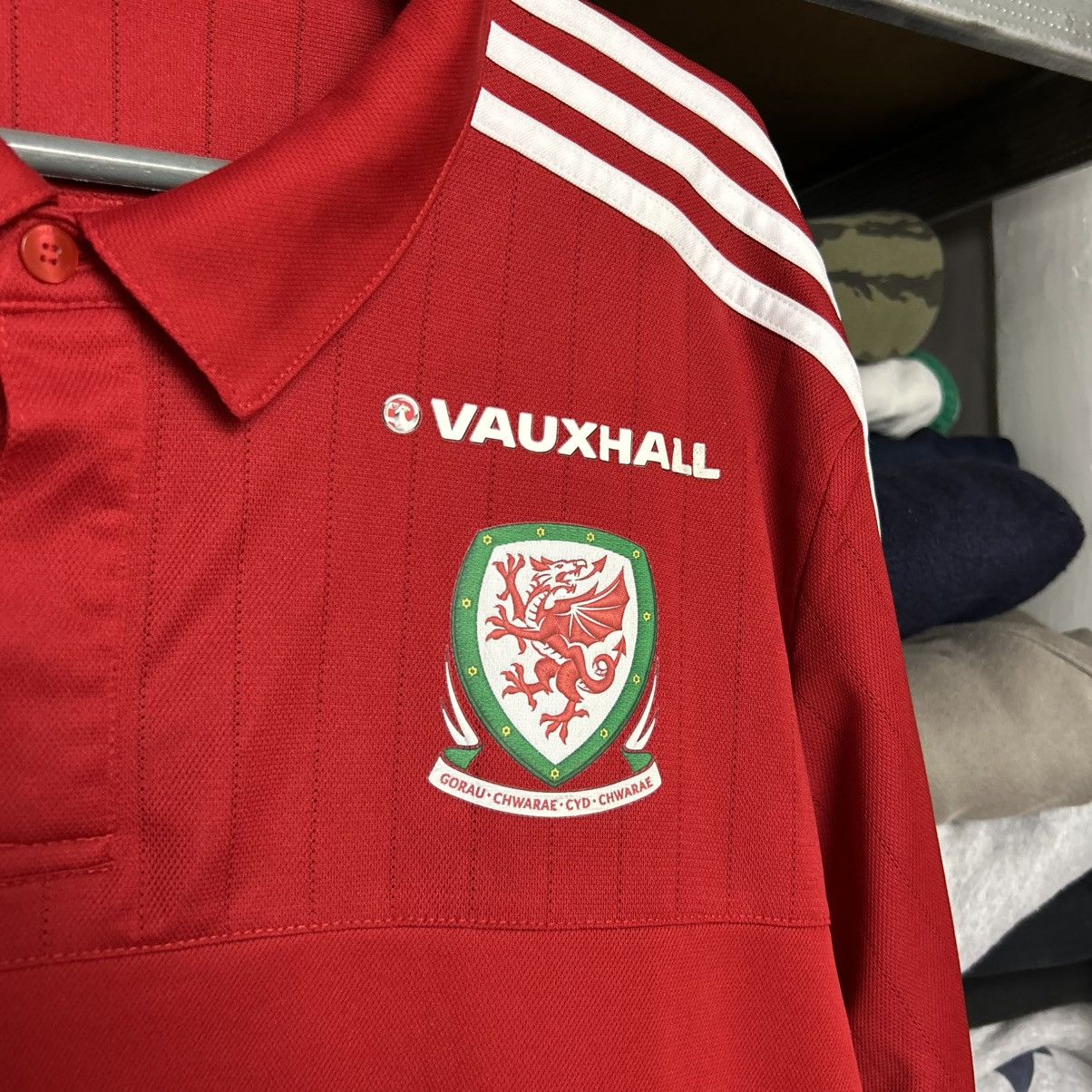Adidas Mens Adidas Wales Training soccer polk size XL Size US XL / EU 56 / 4 - 4 Thumbnail