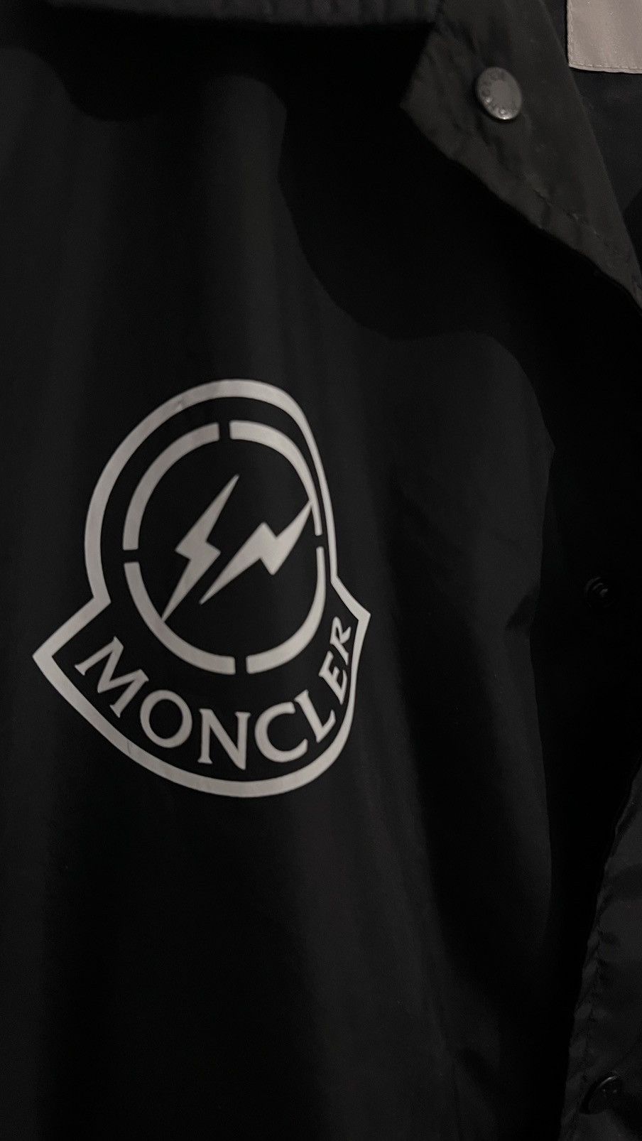 Fragment Design × Moncler MONCLER x FRAGMENT DESIGN Rain Coat Size US XL / EU 56 / 4 - 4 Thumbnail