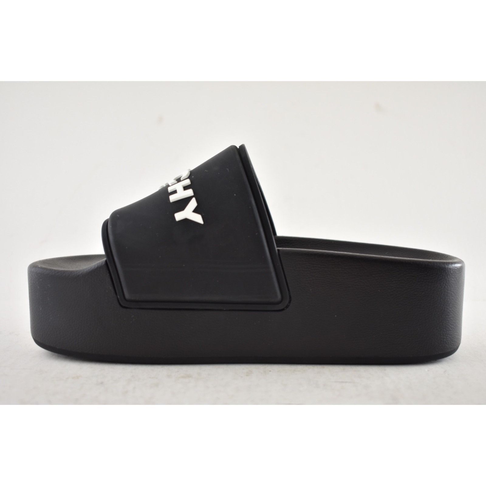Givenchy Platform Rubber Logo Slide On Pool Sandal Flip Flop Flat 37 Size US 7 / IT 37 - 12 Thumbnail