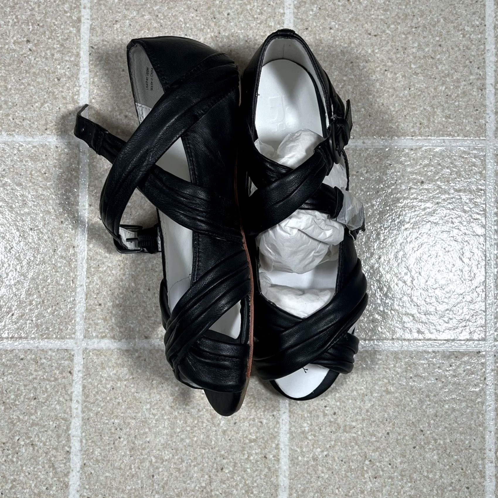 Vintage VINTAGE Joe’s Women Flats Size 7.5 Black Faux Leather Flat Womens 7.5 Flat Shoes Size US 8 / IT 38 - 2 Thumbnail