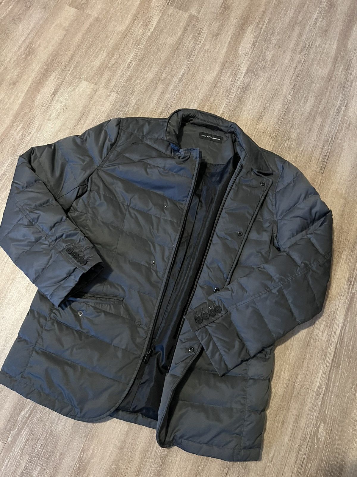 Saks Fifth Avenue Saks Fifth Avenue Bubble Coat Size US L / EU 52-54 / 3 - 1 Thumbnail