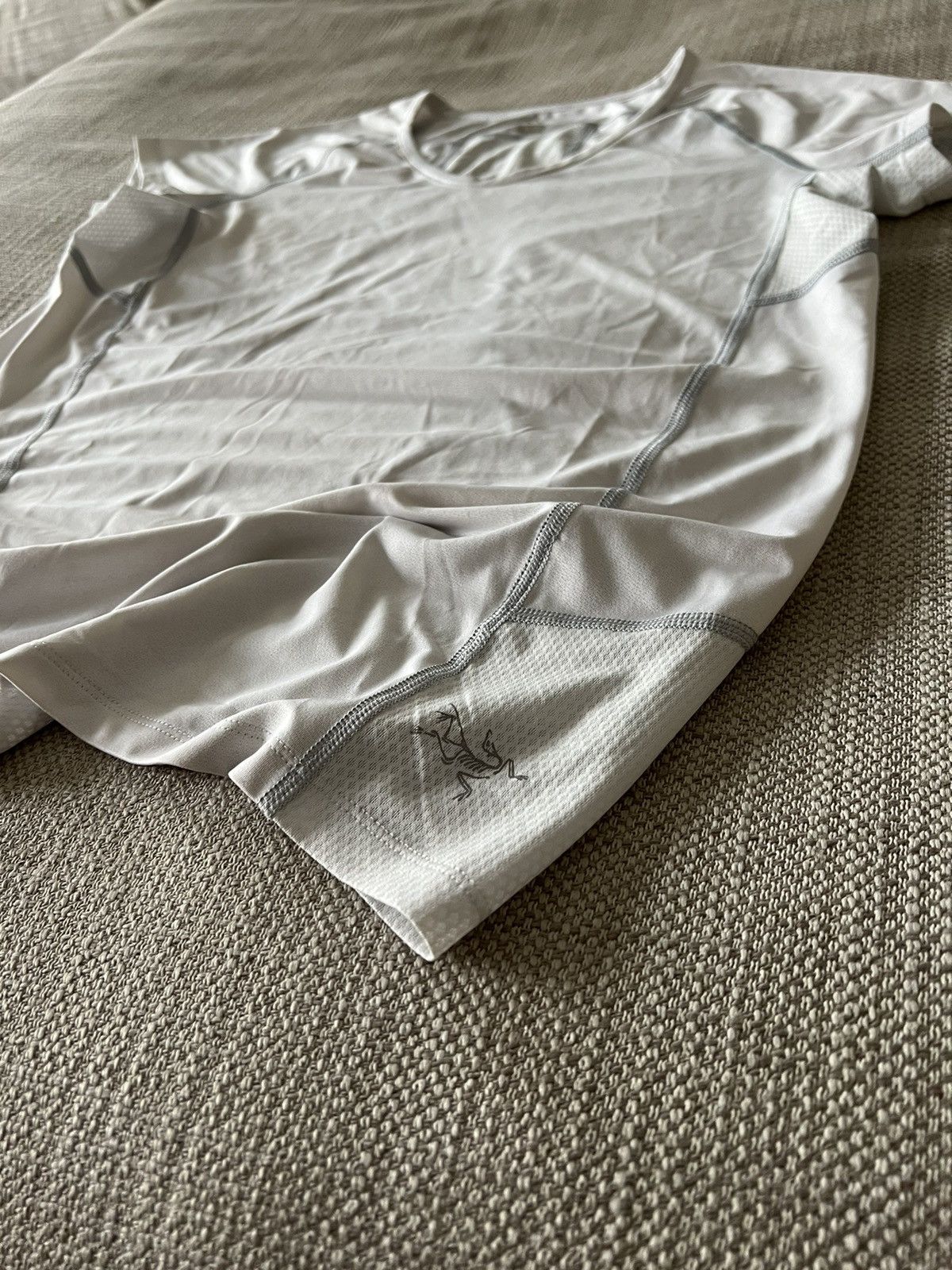 Arc'teryx Arcteryx T-Shirt Size M / US 6-8 / IT 42-44 - 2 Thumbnail