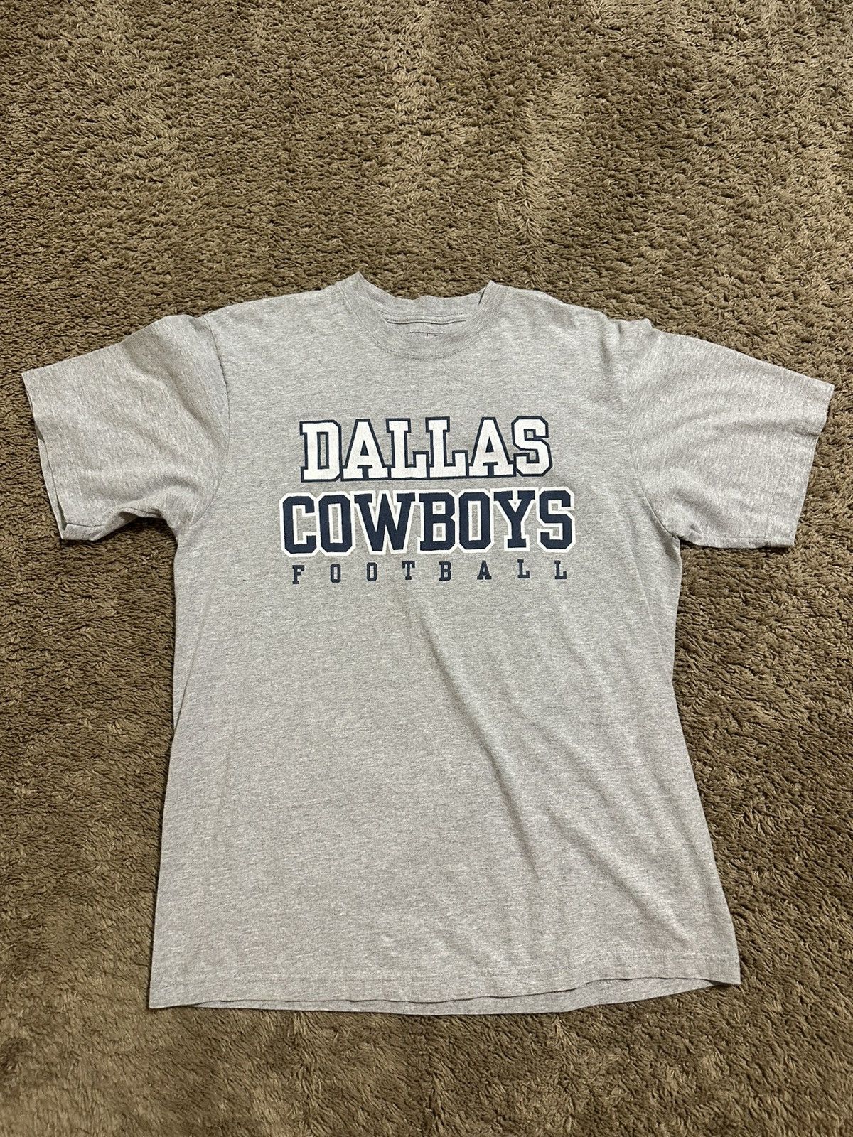 NFL Vintage NFL Dallas Cowboys “Big face” shirt 00s size large Size US L / EU 52-54 / 3 - 1 Thumbnail